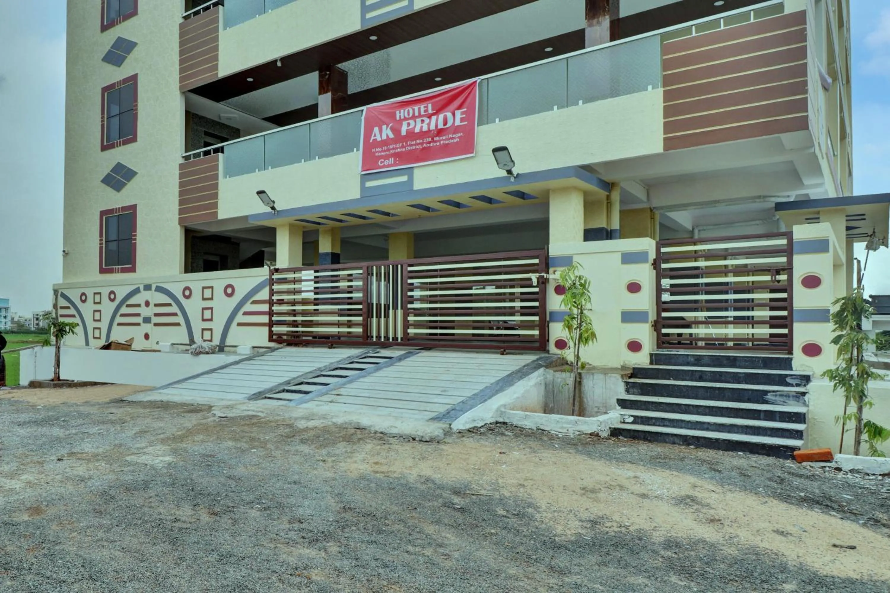 Facade/entrance, Property Building in OYO Flagship Ak Pride