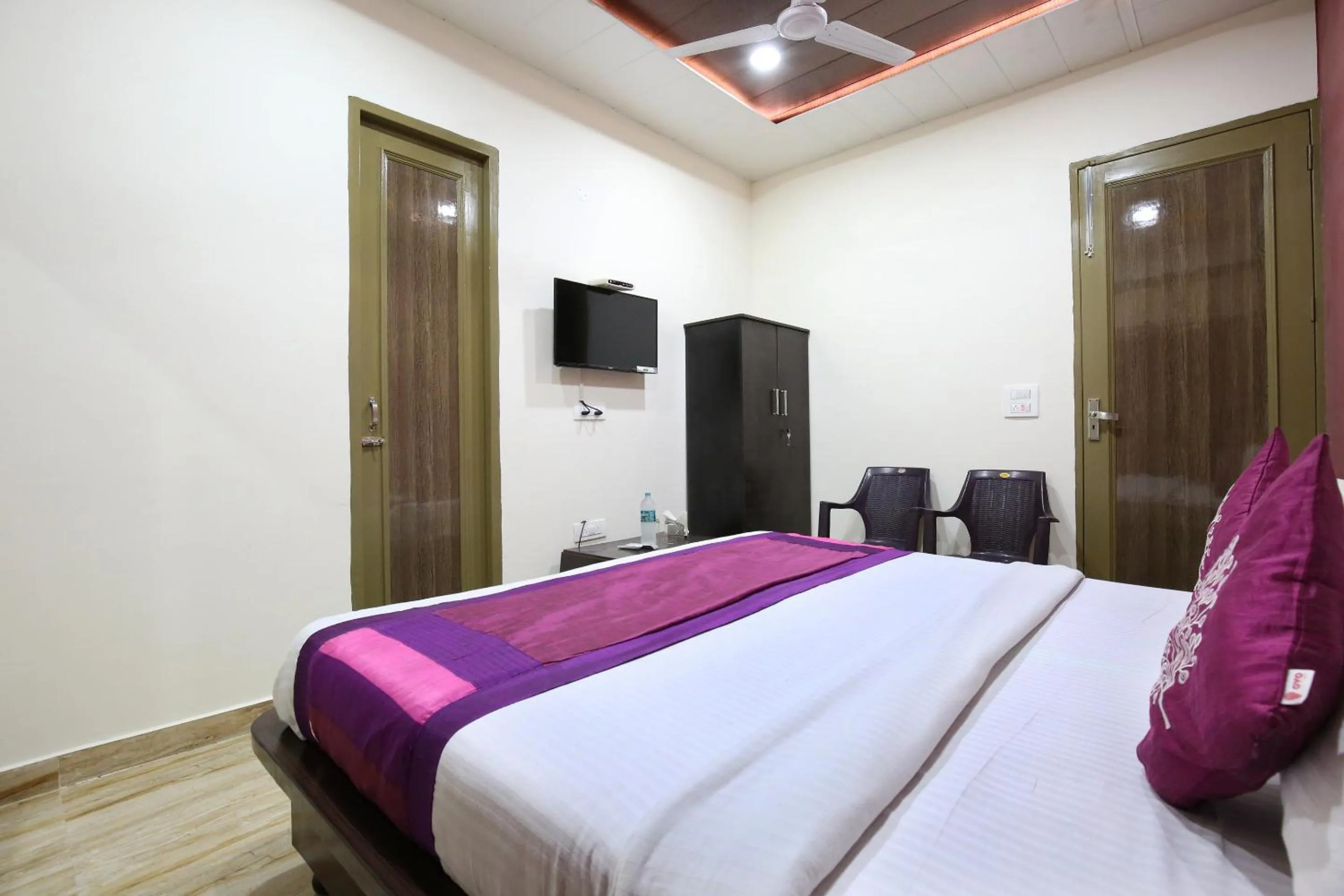 Bedroom in Hotel O Zirakpur City Court Complex Formerly The Platinum