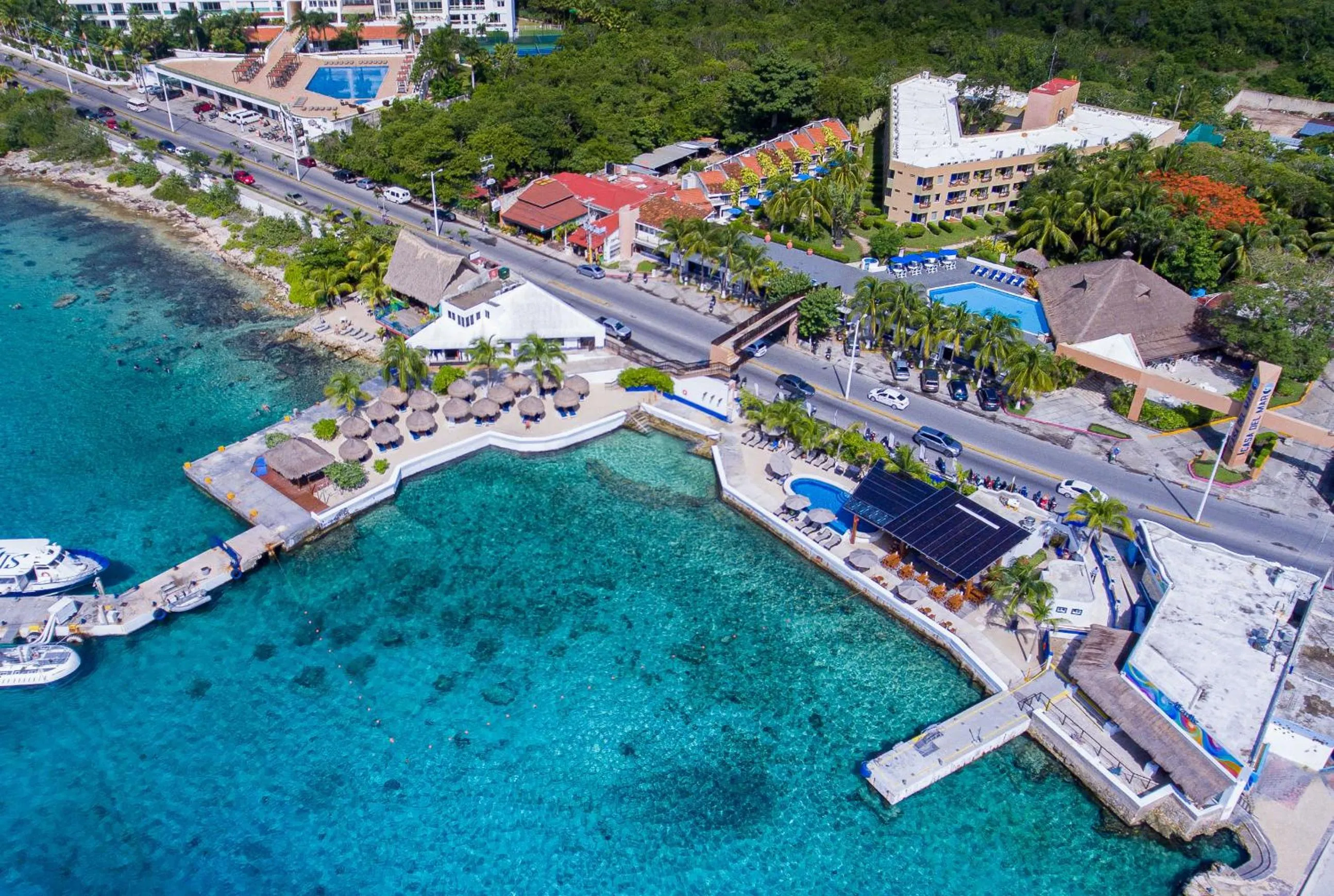 Casa del Mar Cozumel Hotel & Dive Resort with free access to an exclusive beach club