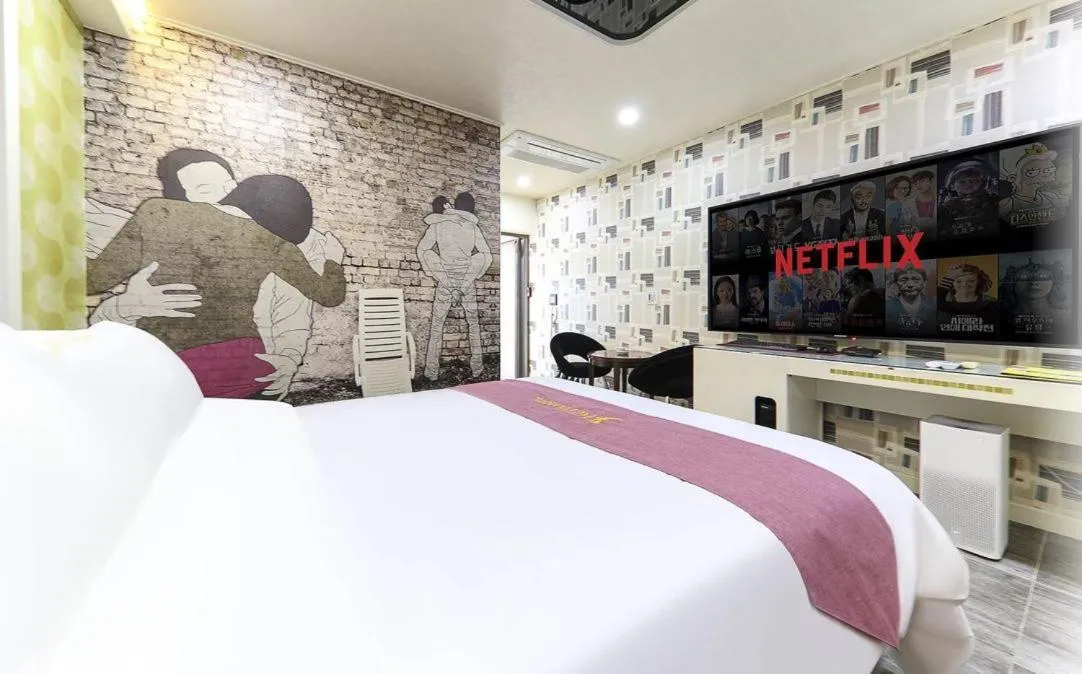 Bed in Hera drive in hotel