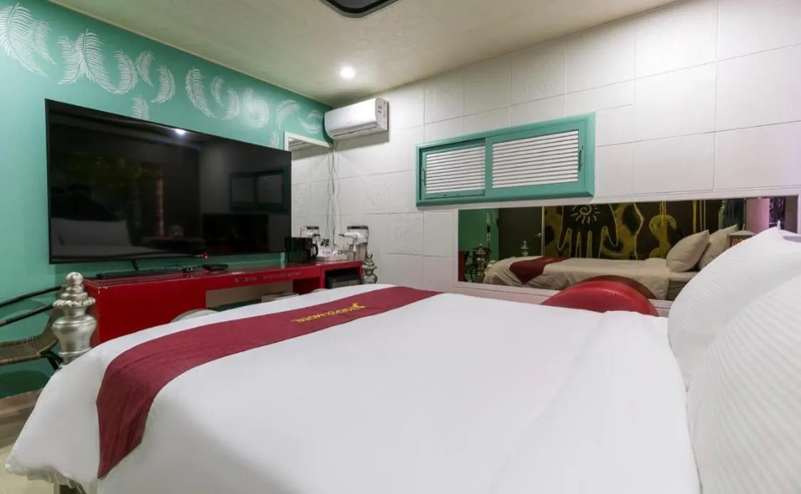 Bed in Hera drive in hotel