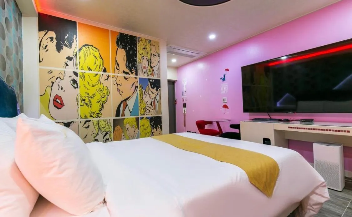 Bed in Hera drive in hotel