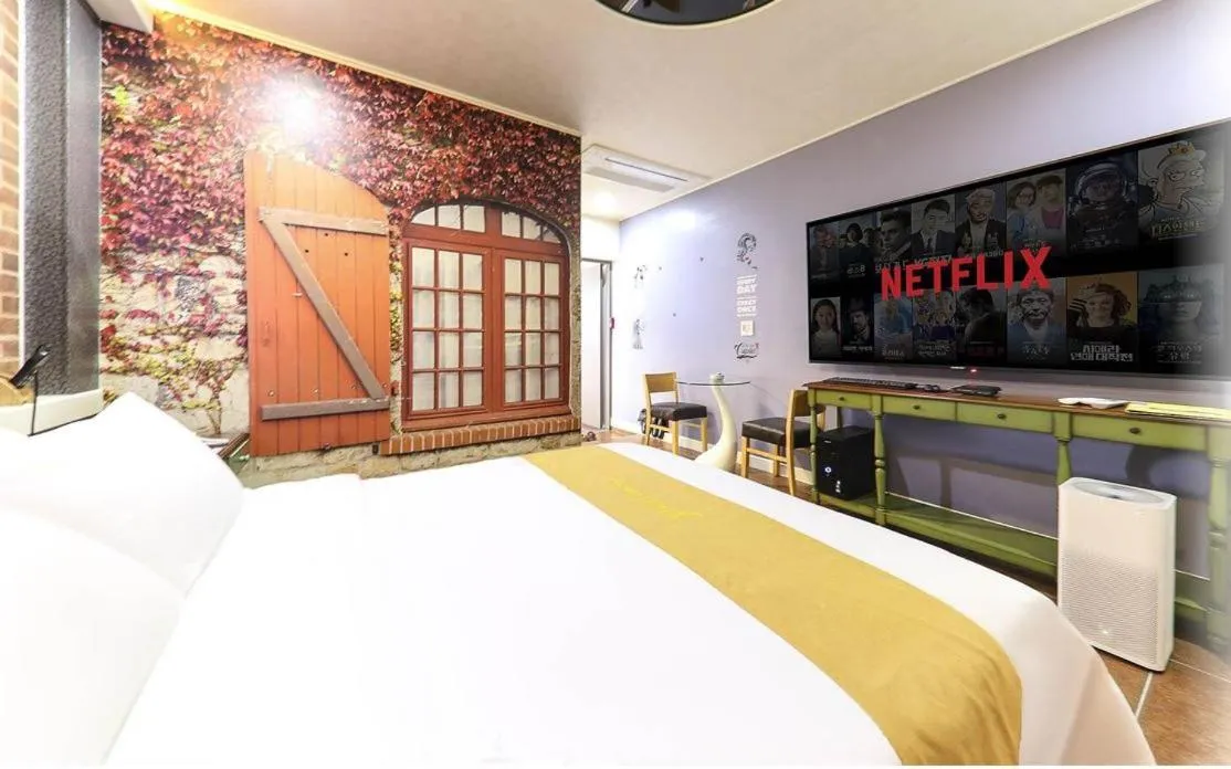 Bed in Hera drive in hotel