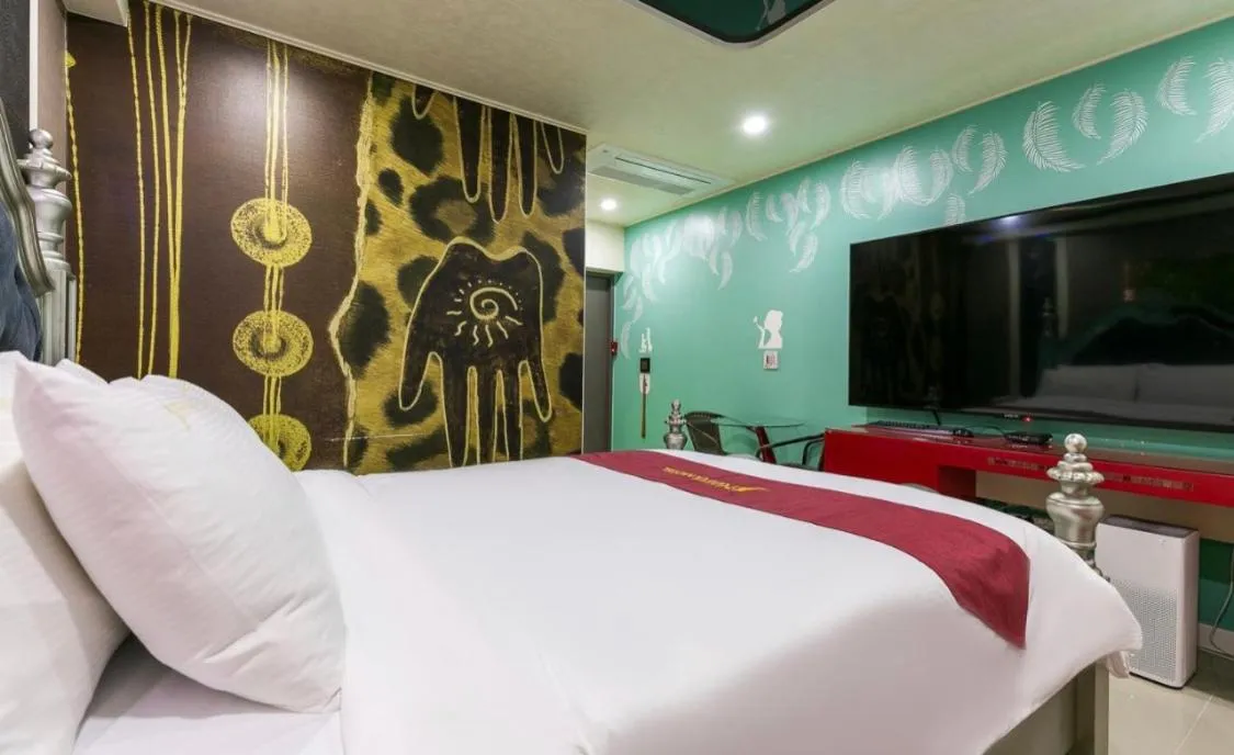 Bed in Hera drive in hotel