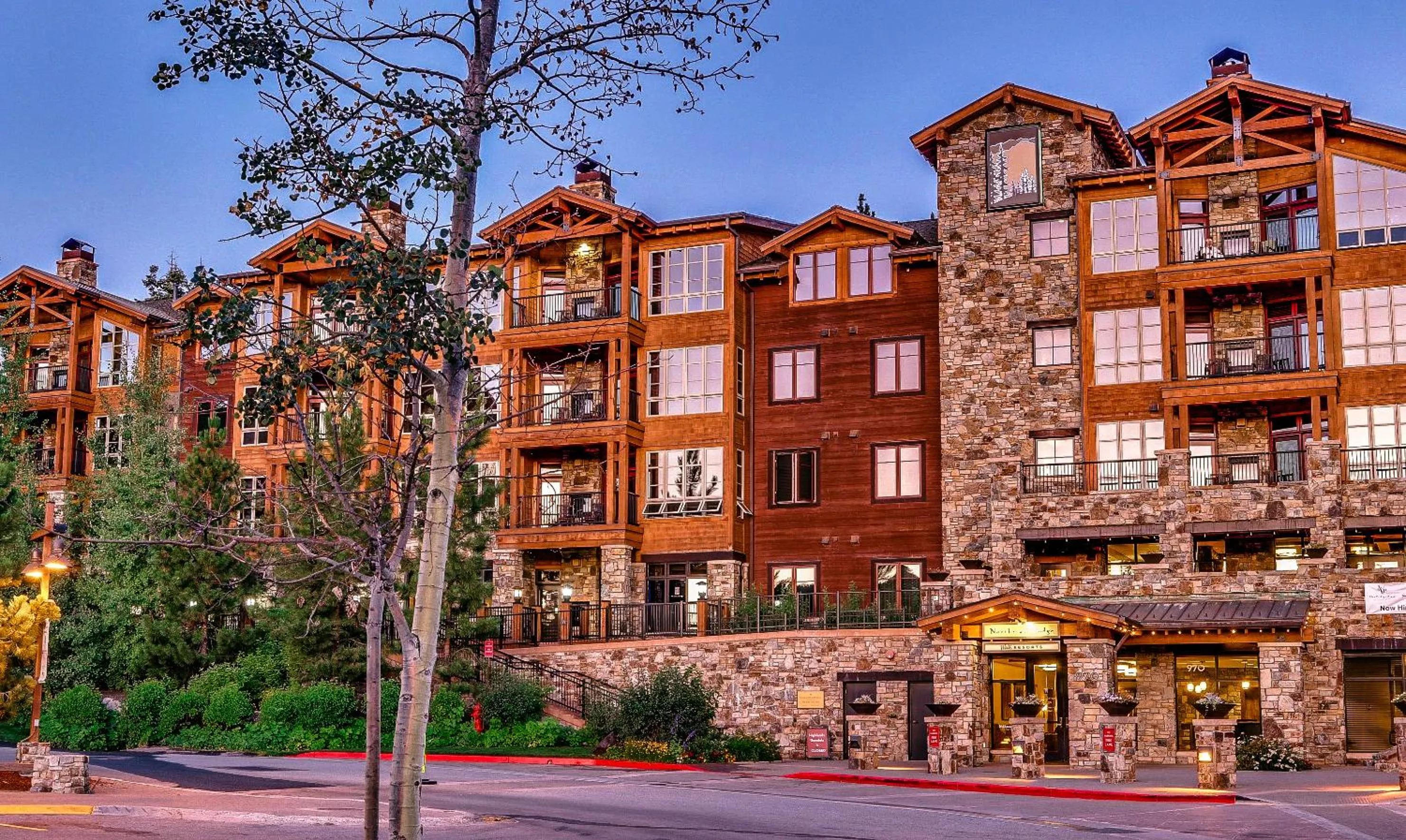 Facade/entrance in Hyatt Vacation Club at Northstar Lodge