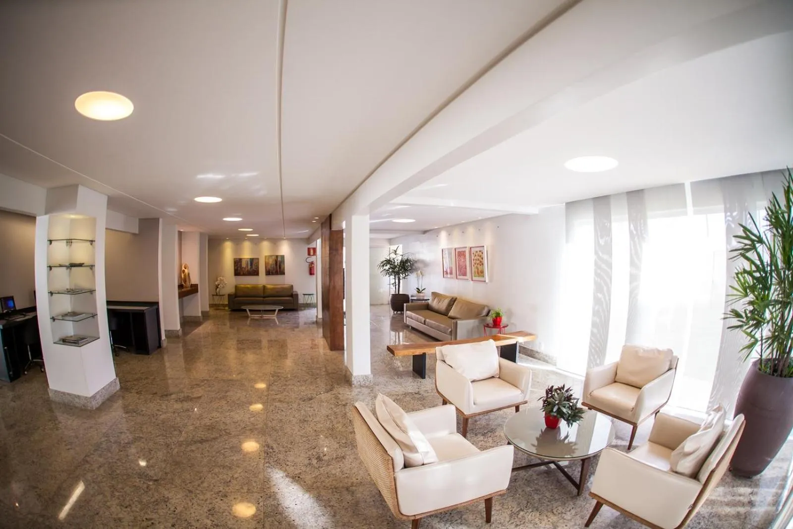 Lobby or reception in Mundial Parque Hotel
