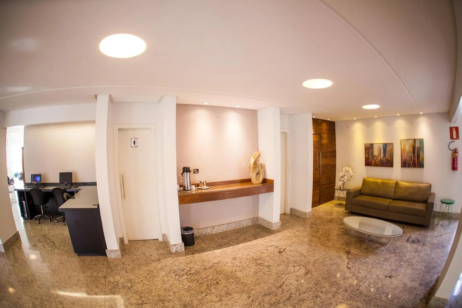 Lobby or reception in Mundial Parque Hotel