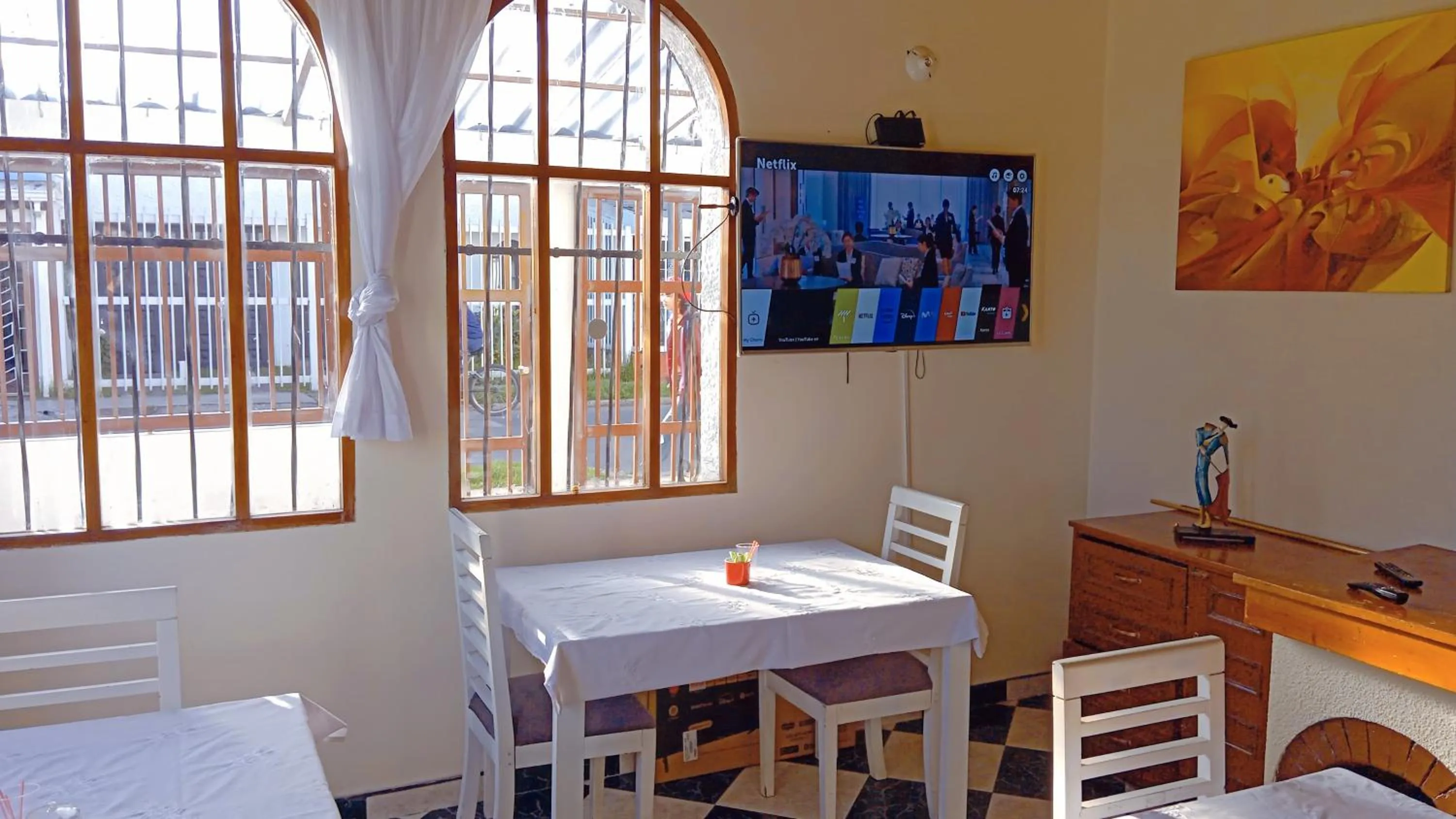 Dining area in HOTEL MENDOZA BOUTIQUE - Cerca Aeropuerto El Dorado