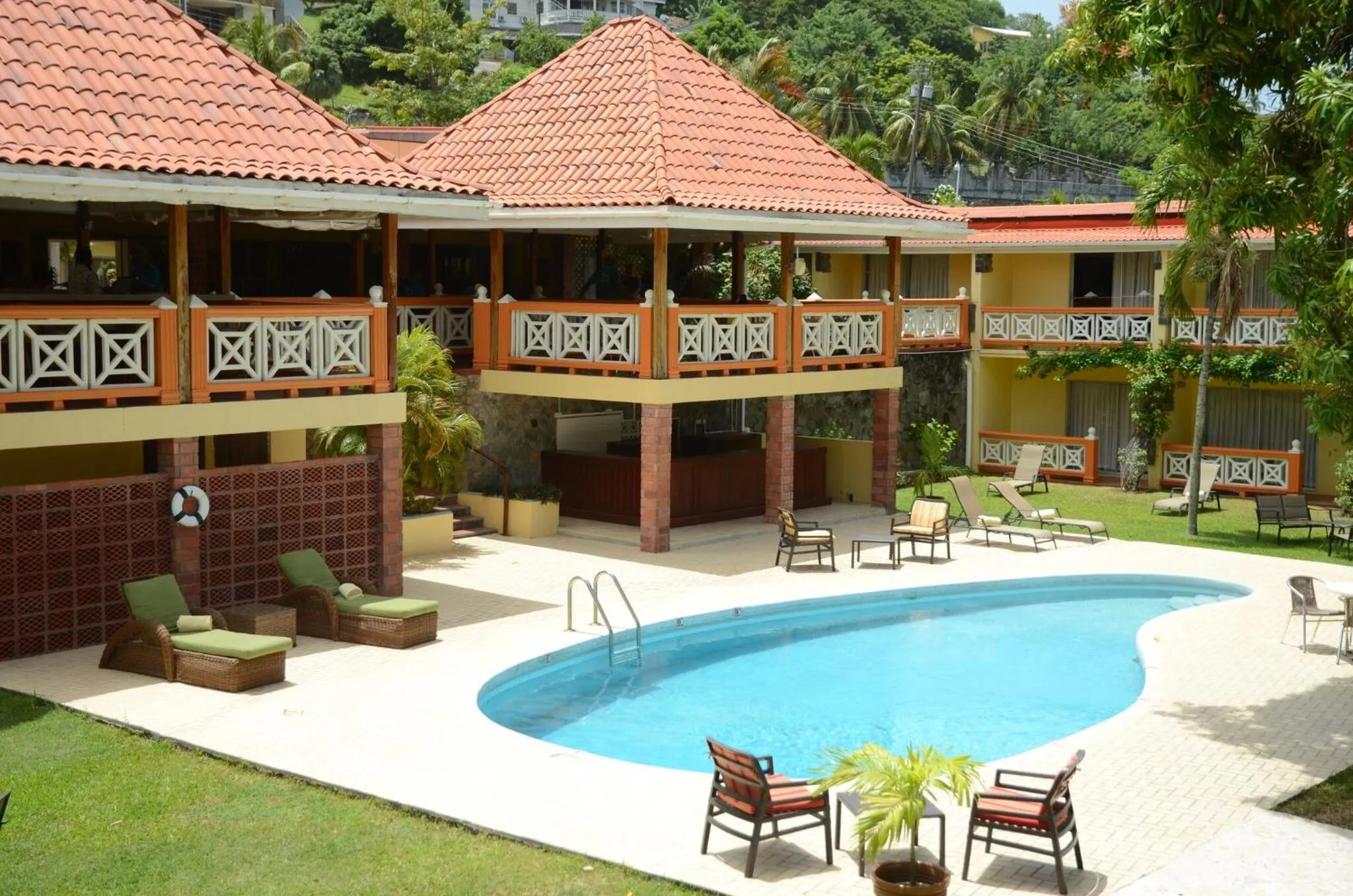 Sunset Shores Beach Hotel