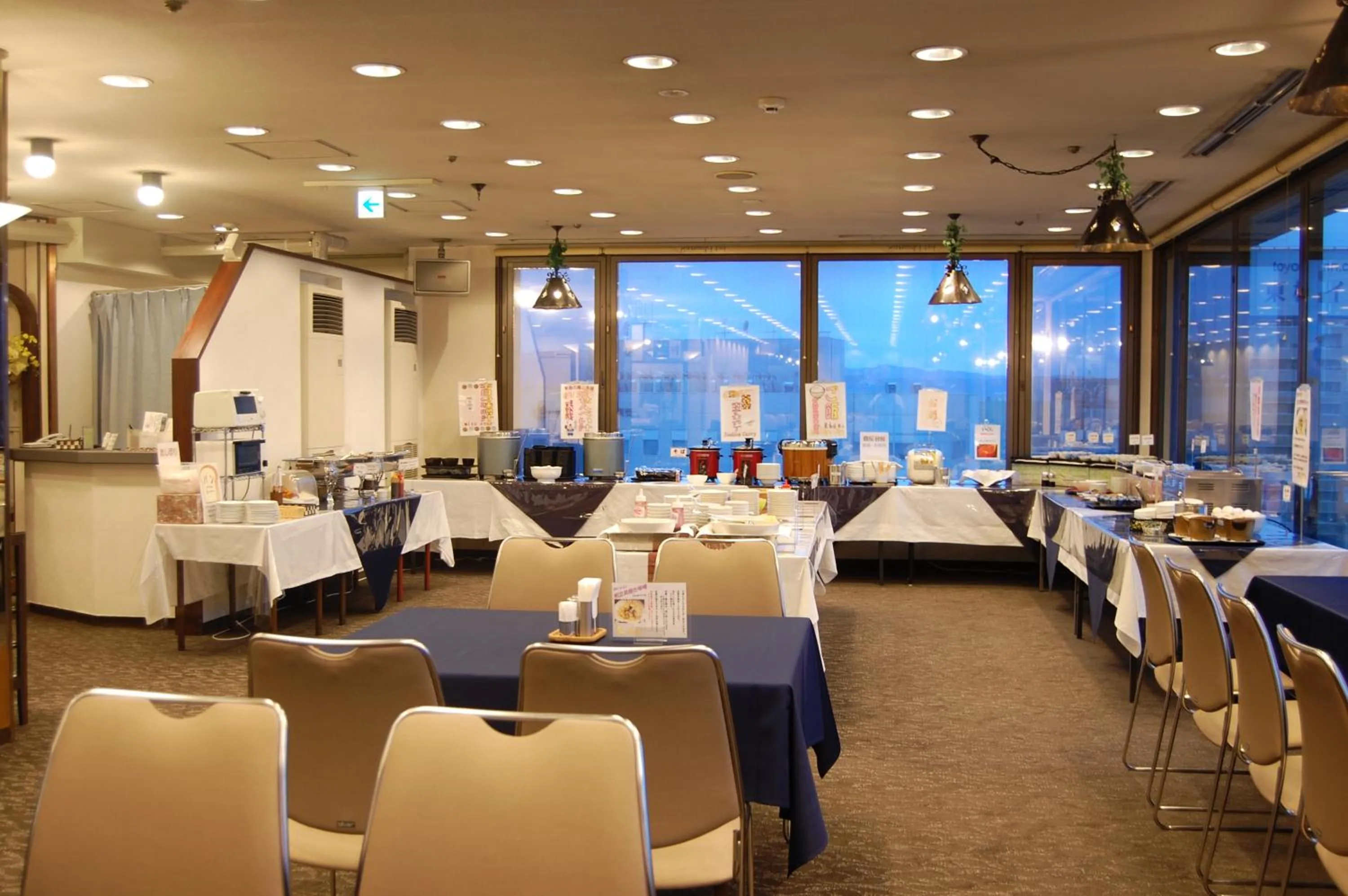 Restaurant/places to eat in Hotel Sunroute Aomori