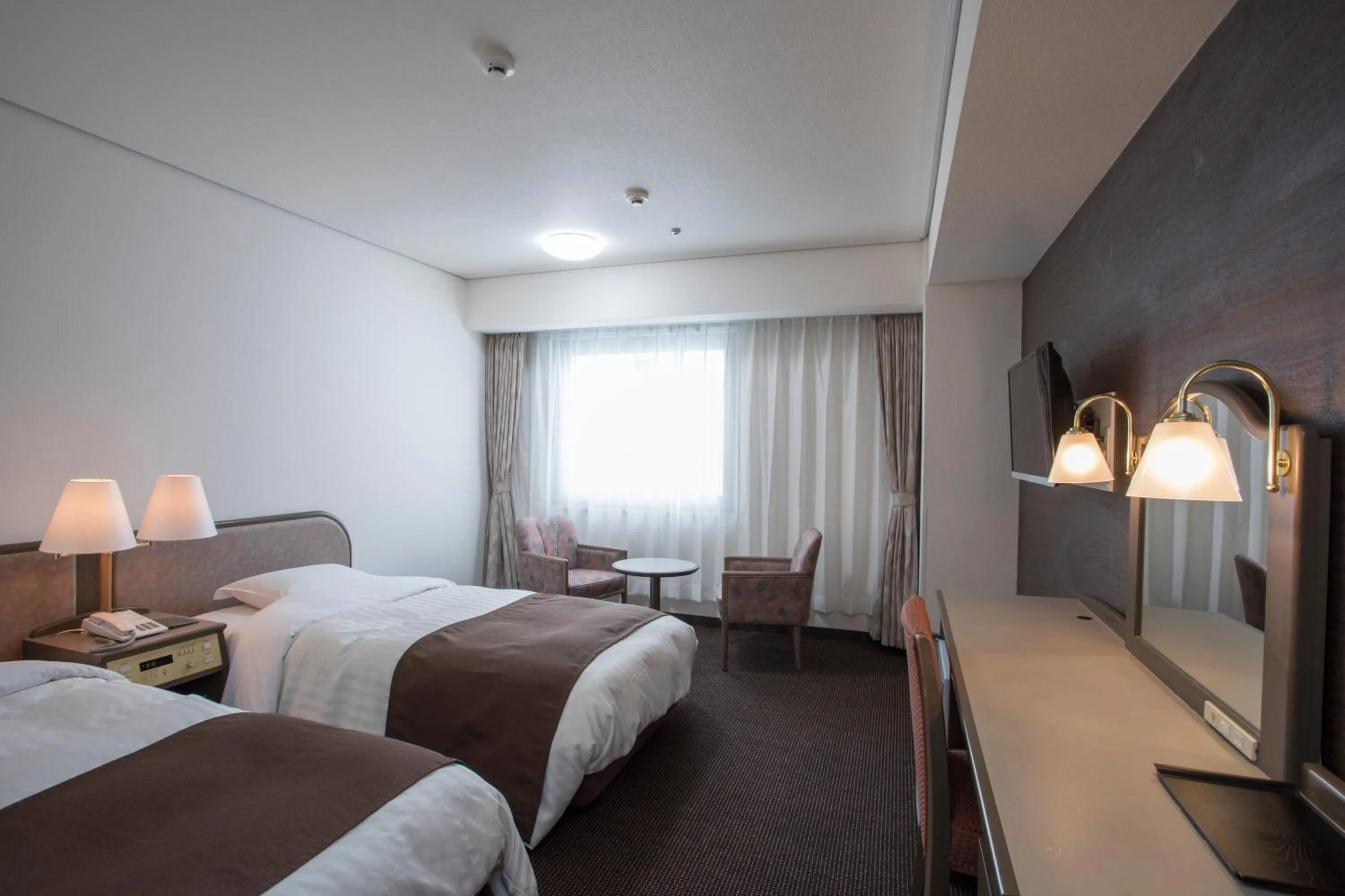 Photo of the whole room in Hotel Sunroute Aomori