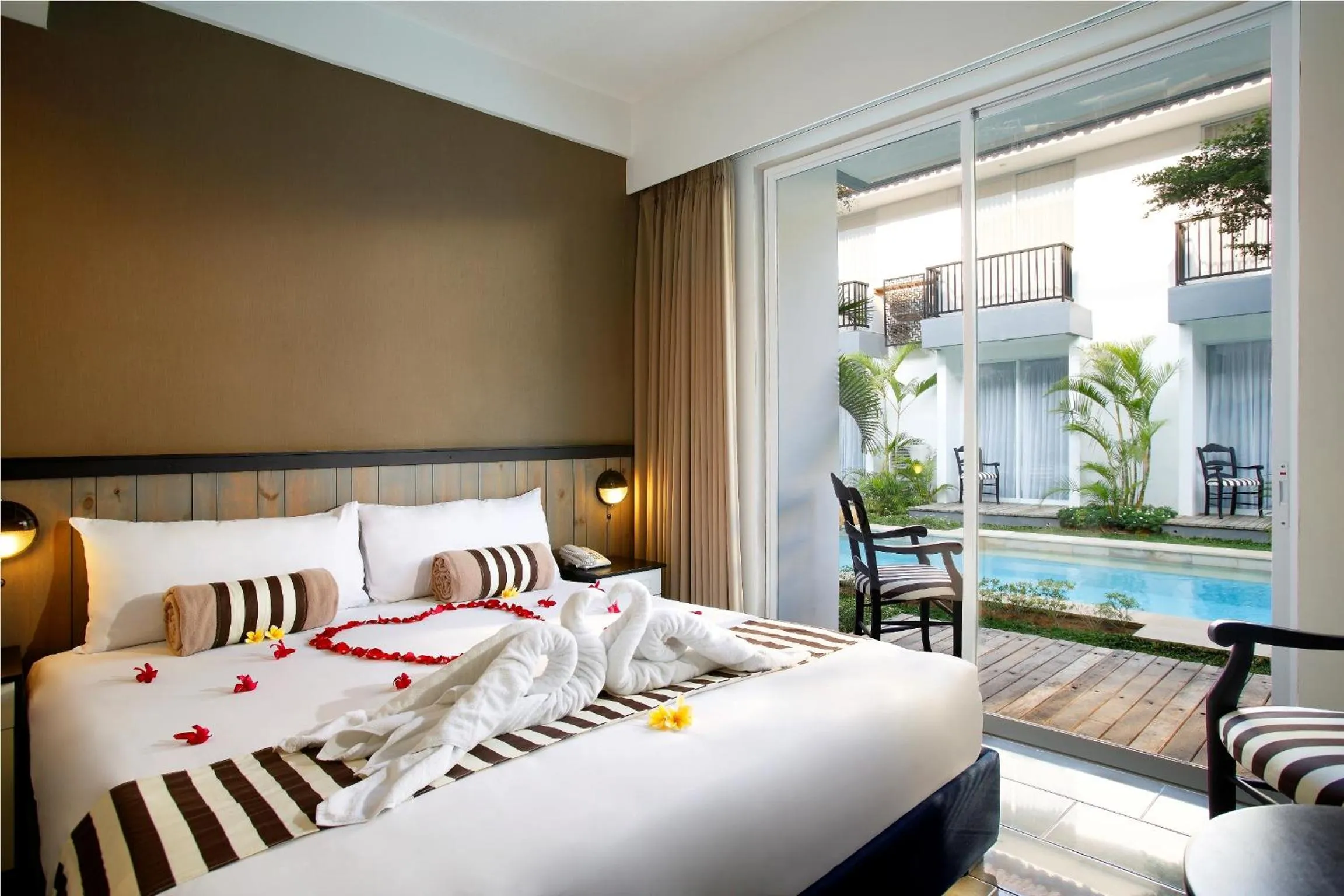 Balcony/Terrace, Bed in 7 Bidadari Hotel Seminyak