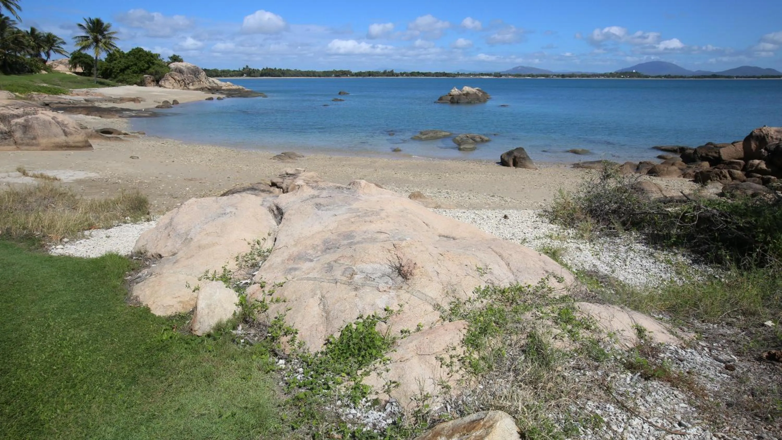 Beach in Whitsunday Sands Resort
