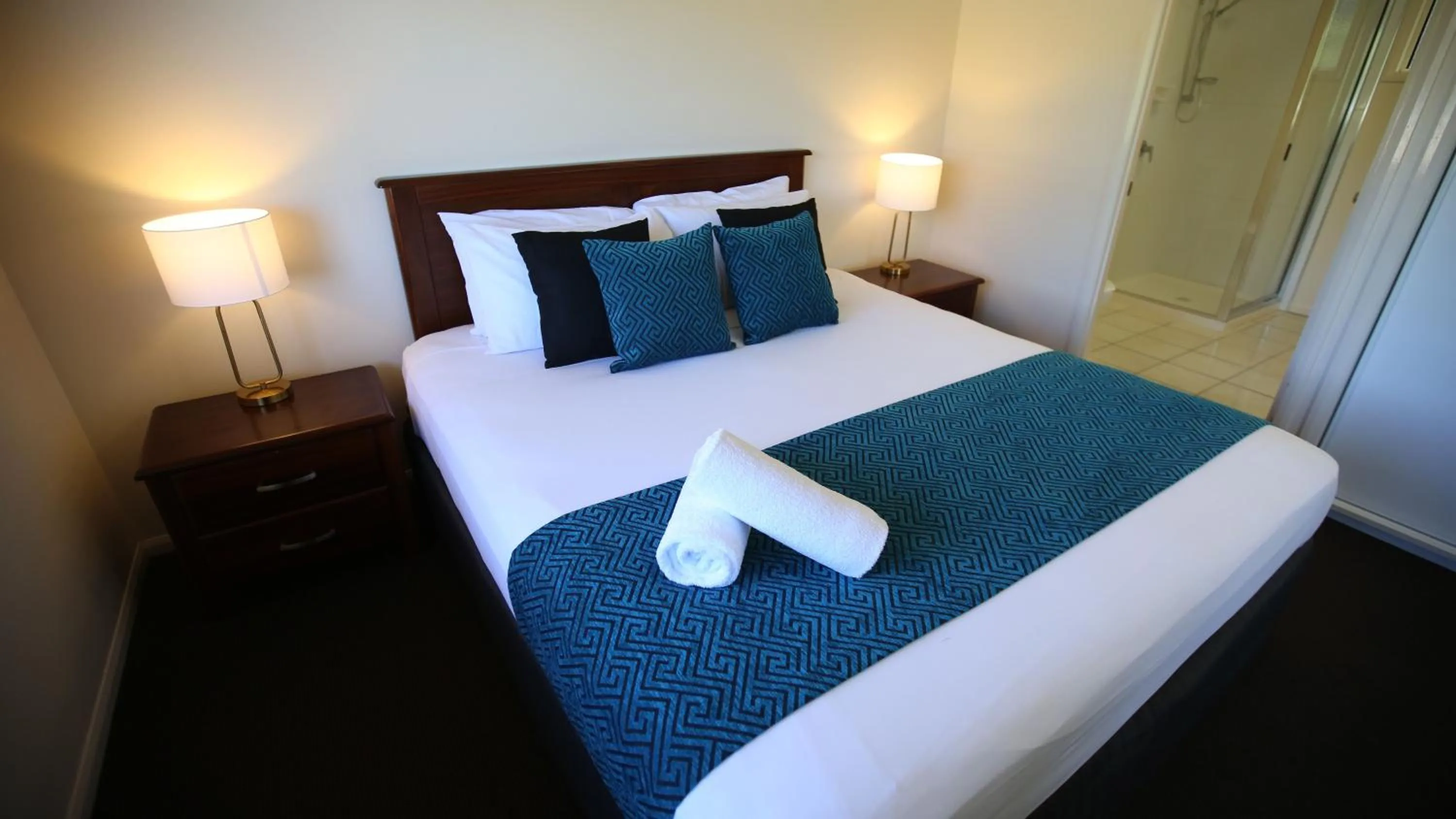 Bedroom, Bed in Whitsunday Sands Resort