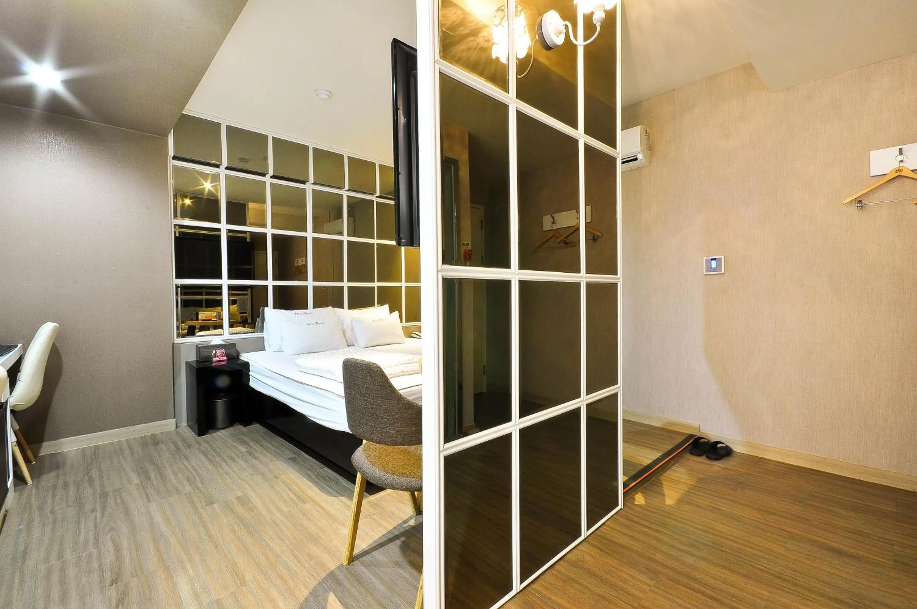 cot, Bed in Boutique Hotel Aria Nampo