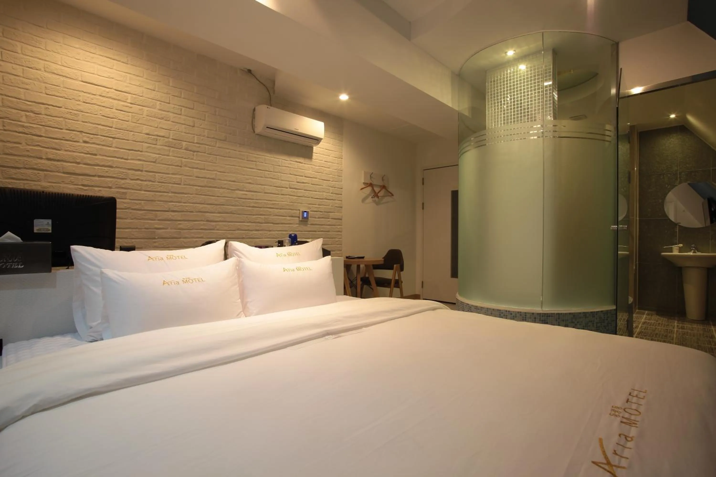 Bed in Boutique Hotel Aria Nampo