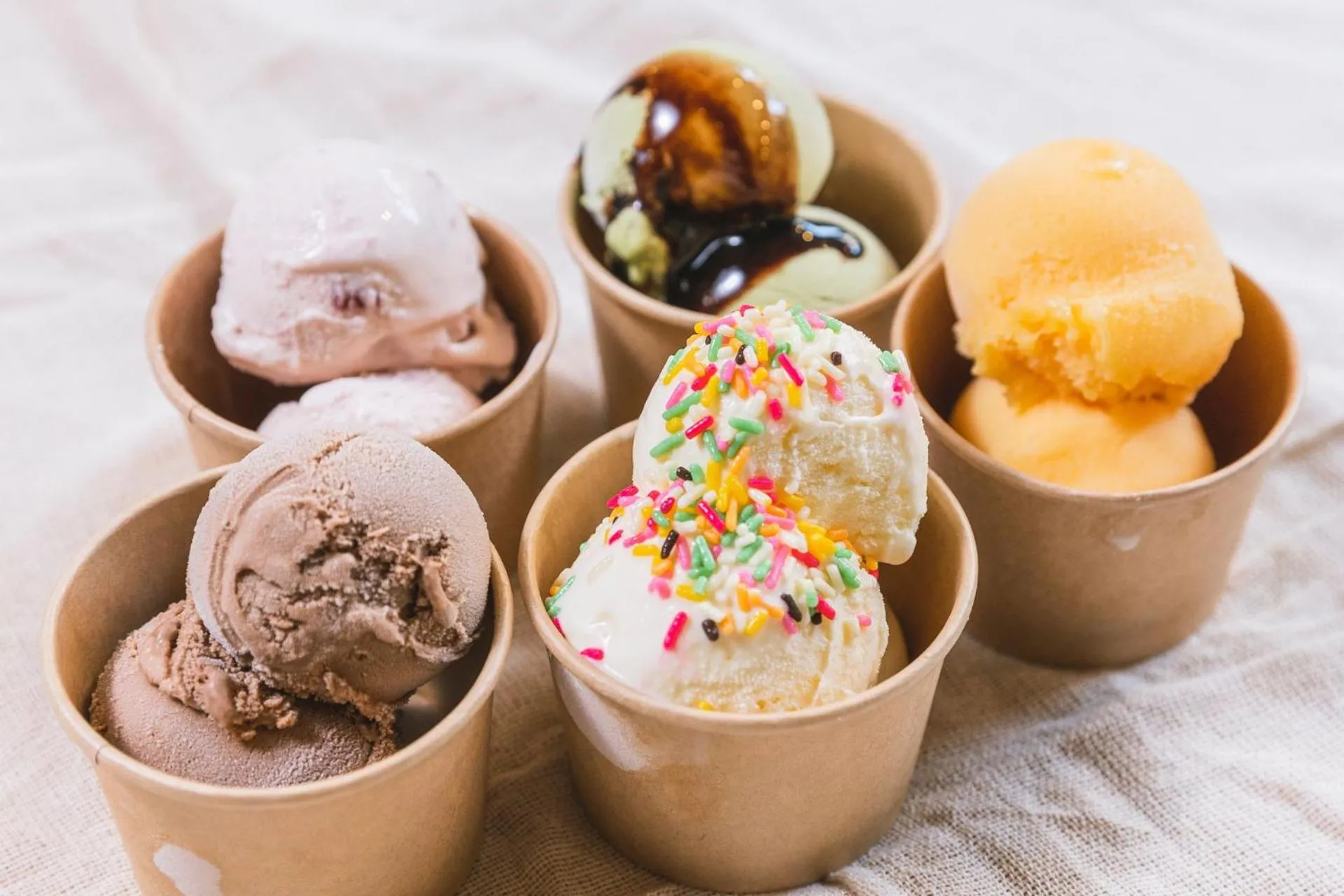 Food and drinks in HOTEL RELIEF Namba Daikokuchou