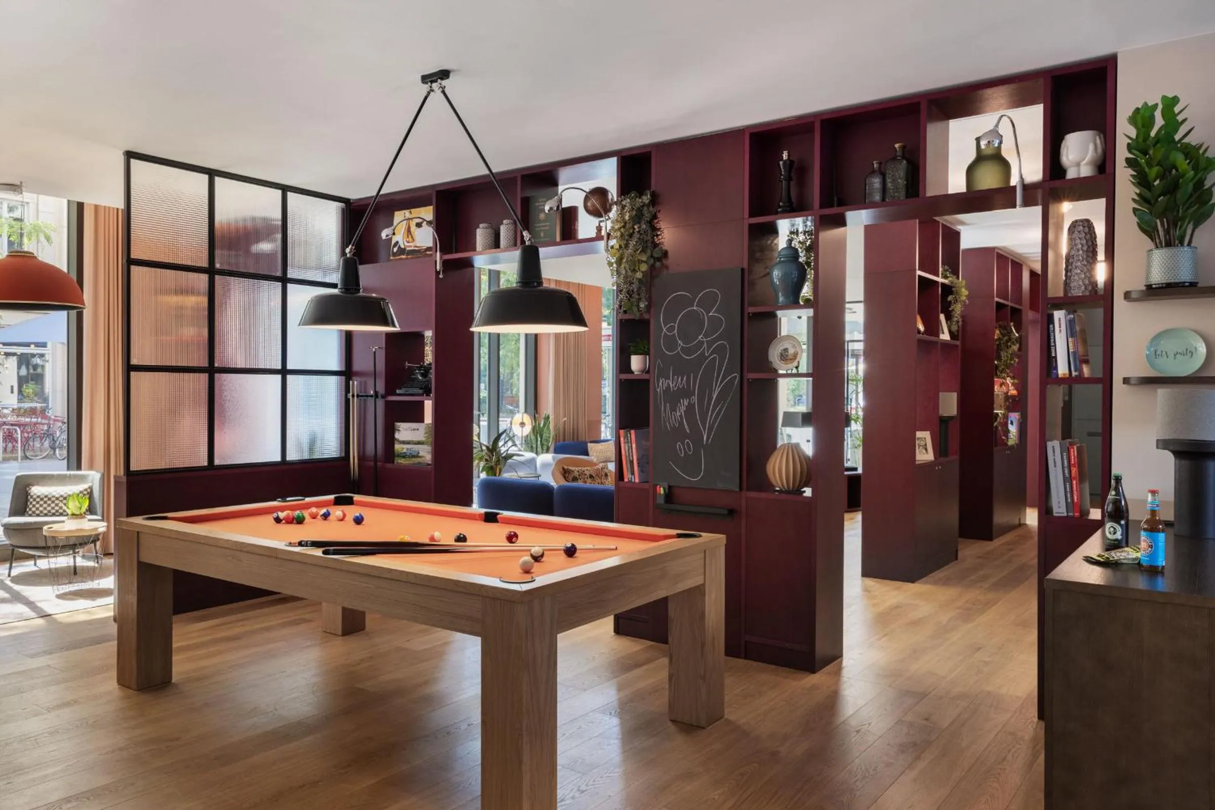 Billiard in Stay KooooK Leipzig City - Online Check In