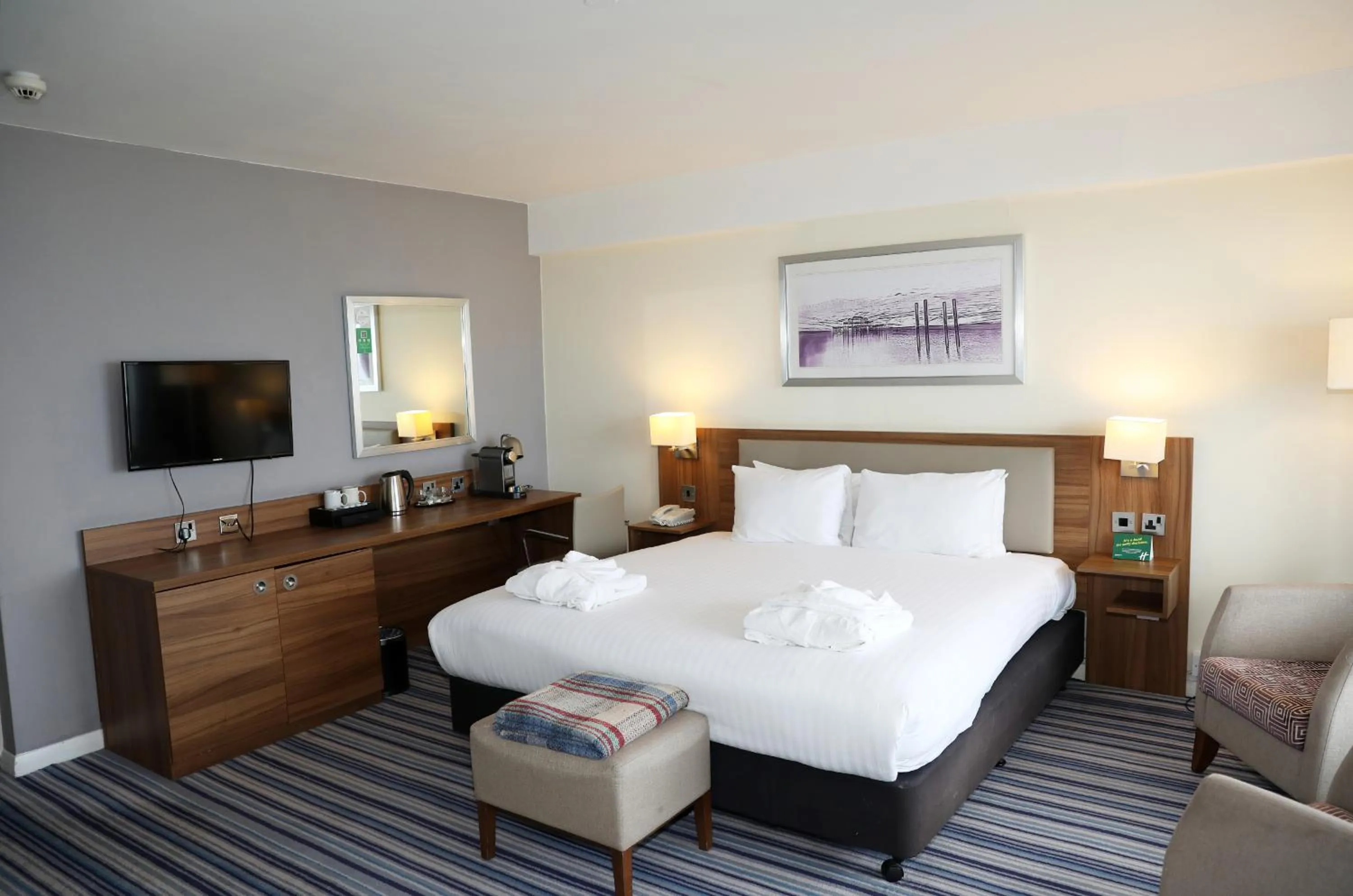 Bed in Holiday Inn Brighton Seafront by IHG