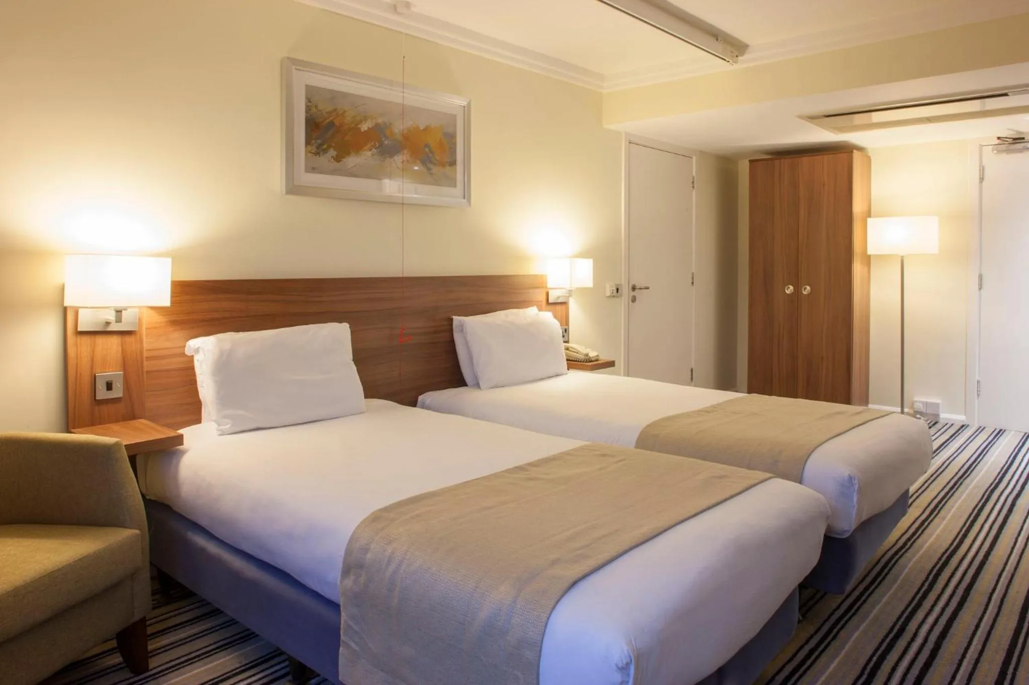 Photo of the whole room, Bed in Holiday Inn Brighton Seafront by IHG