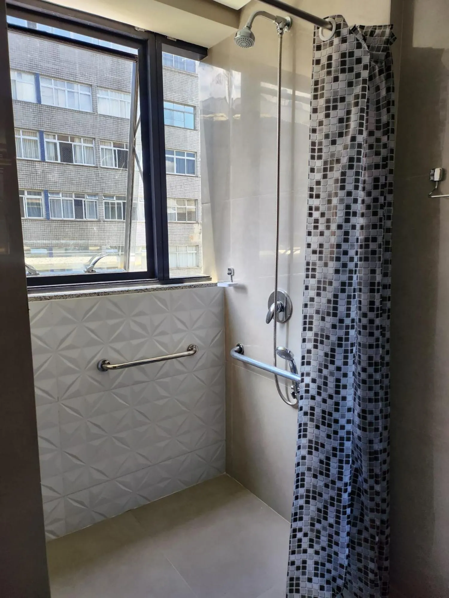 Shower in Life Residence