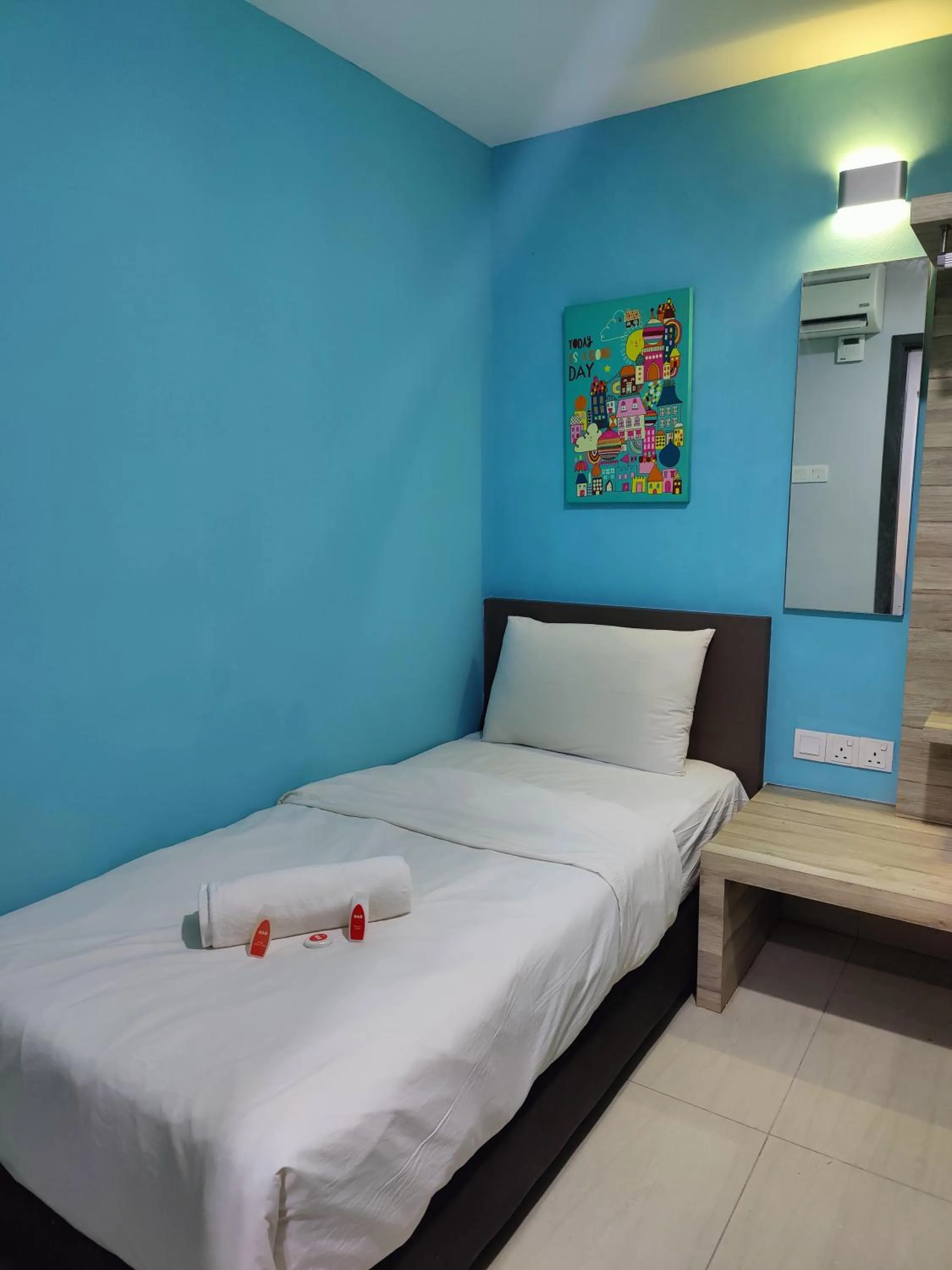 Bedroom, Bed in Hotel O Link Suite