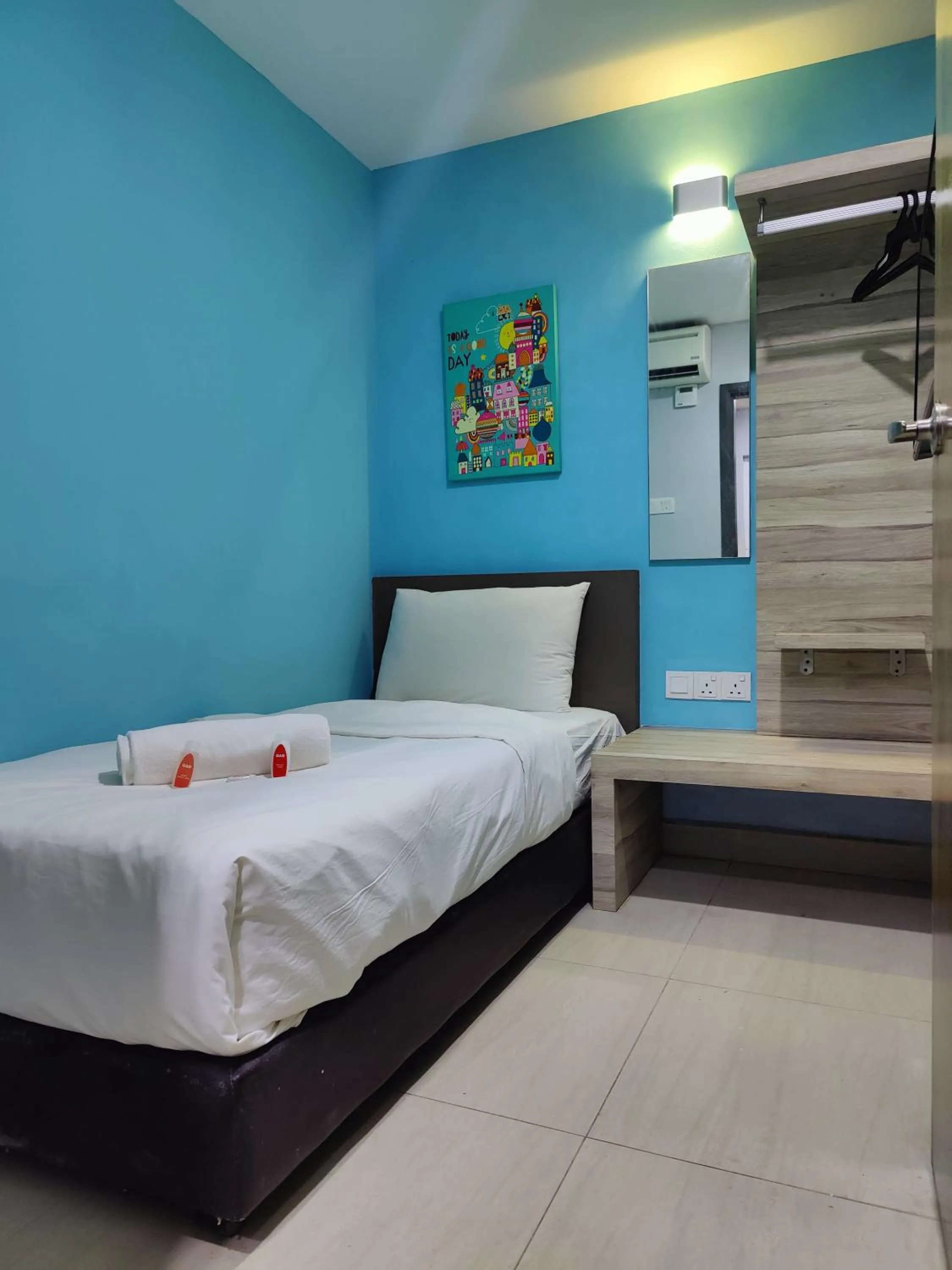 Bedroom, Bed in Hotel O Link Suite