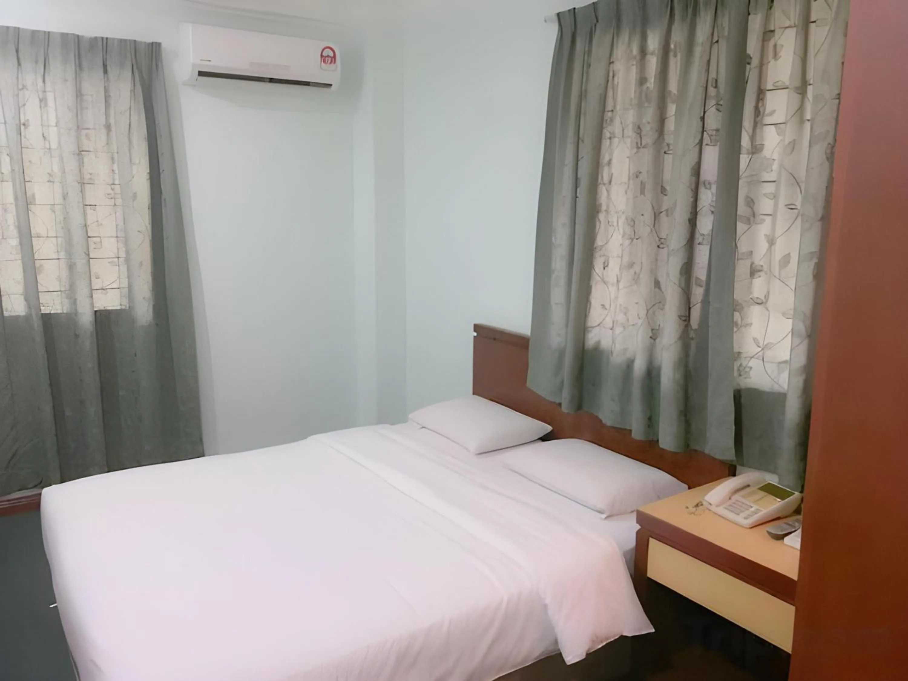 Photo of the whole room, Bed in Hotel O Asia City