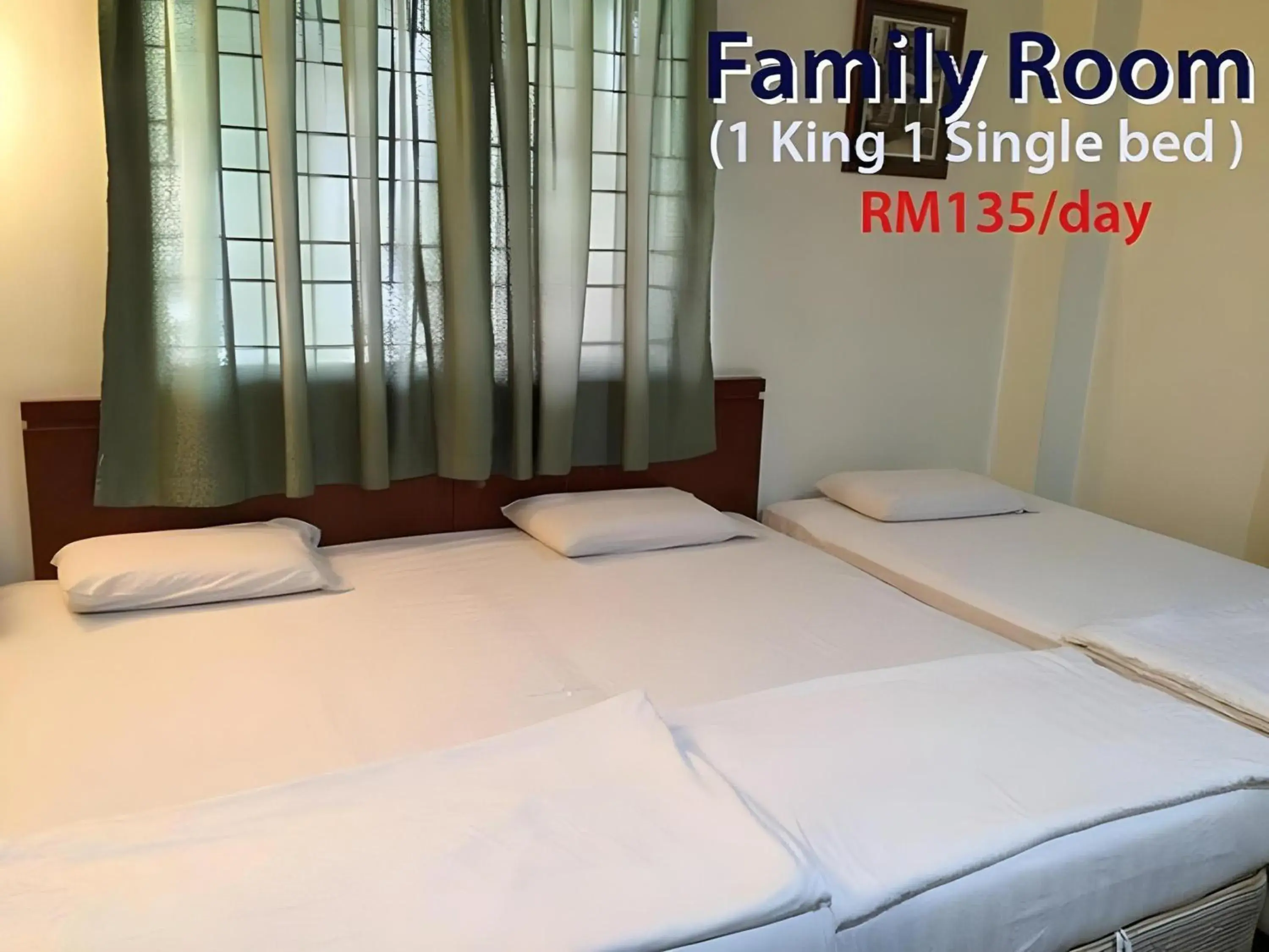 Deluxe Triple Room - single occupancy in Hotel O Asia City Deluxe Triple Room - single occupancy in Hotel O Asia City
