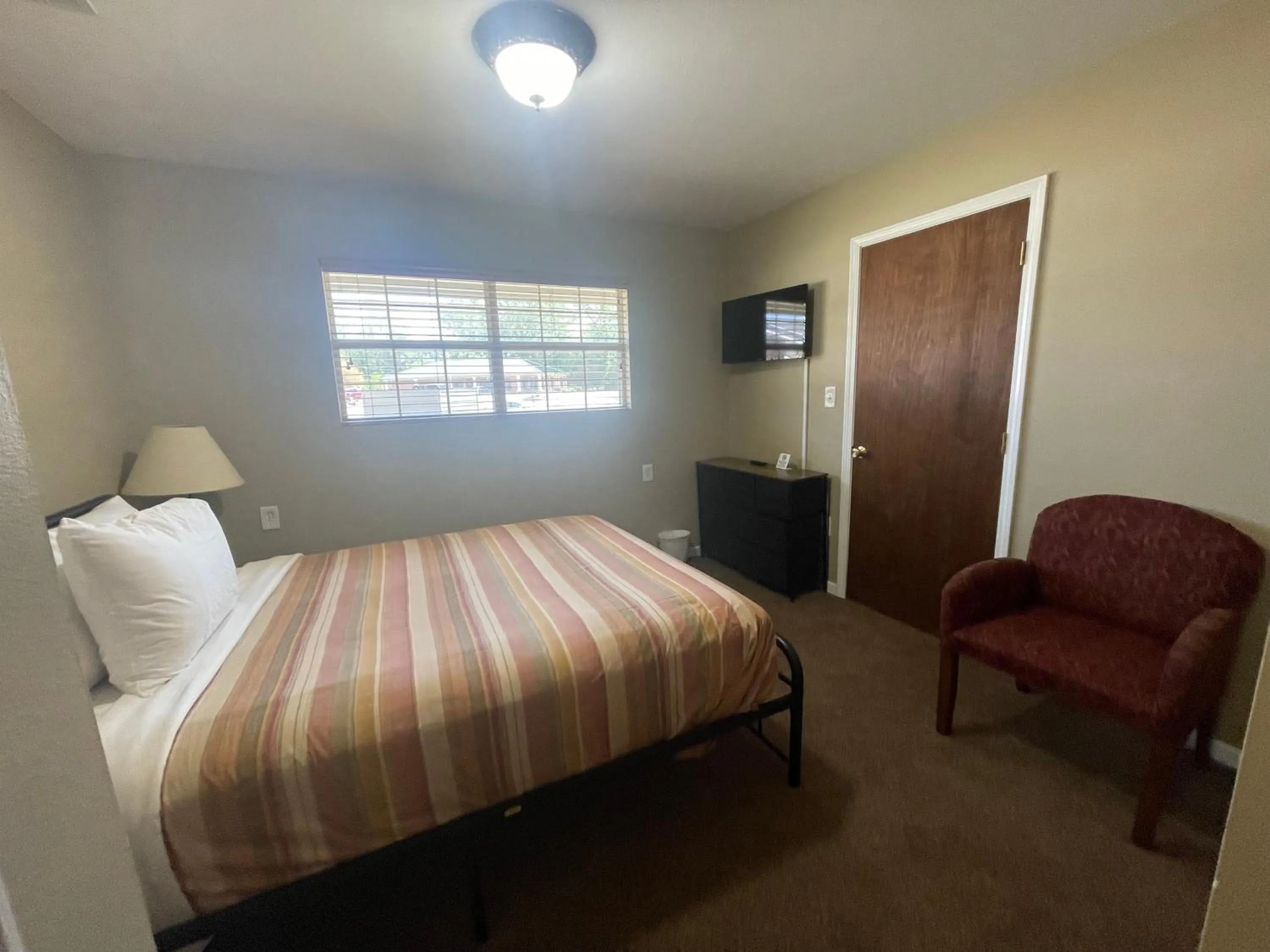 Bed in Stagecoach Inn Woodville