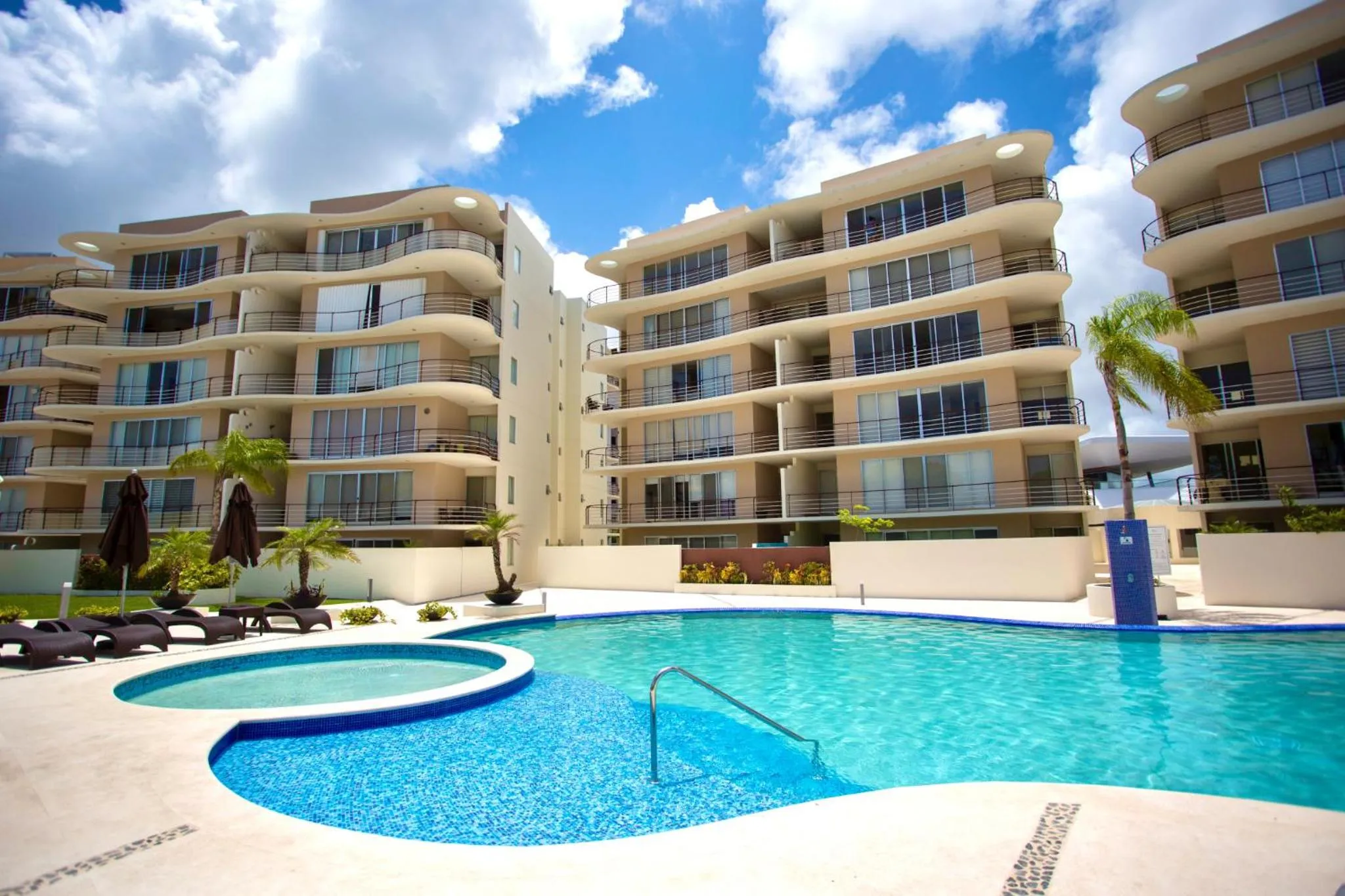 Swimming pool in Deluxe fully furnished 2bd