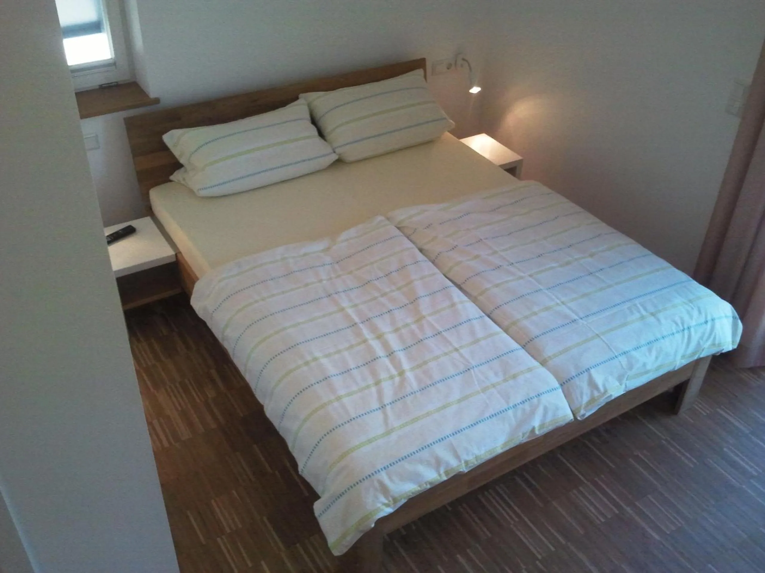 Photo of the whole room, Bed in Landgasthaus zum Seysingshof