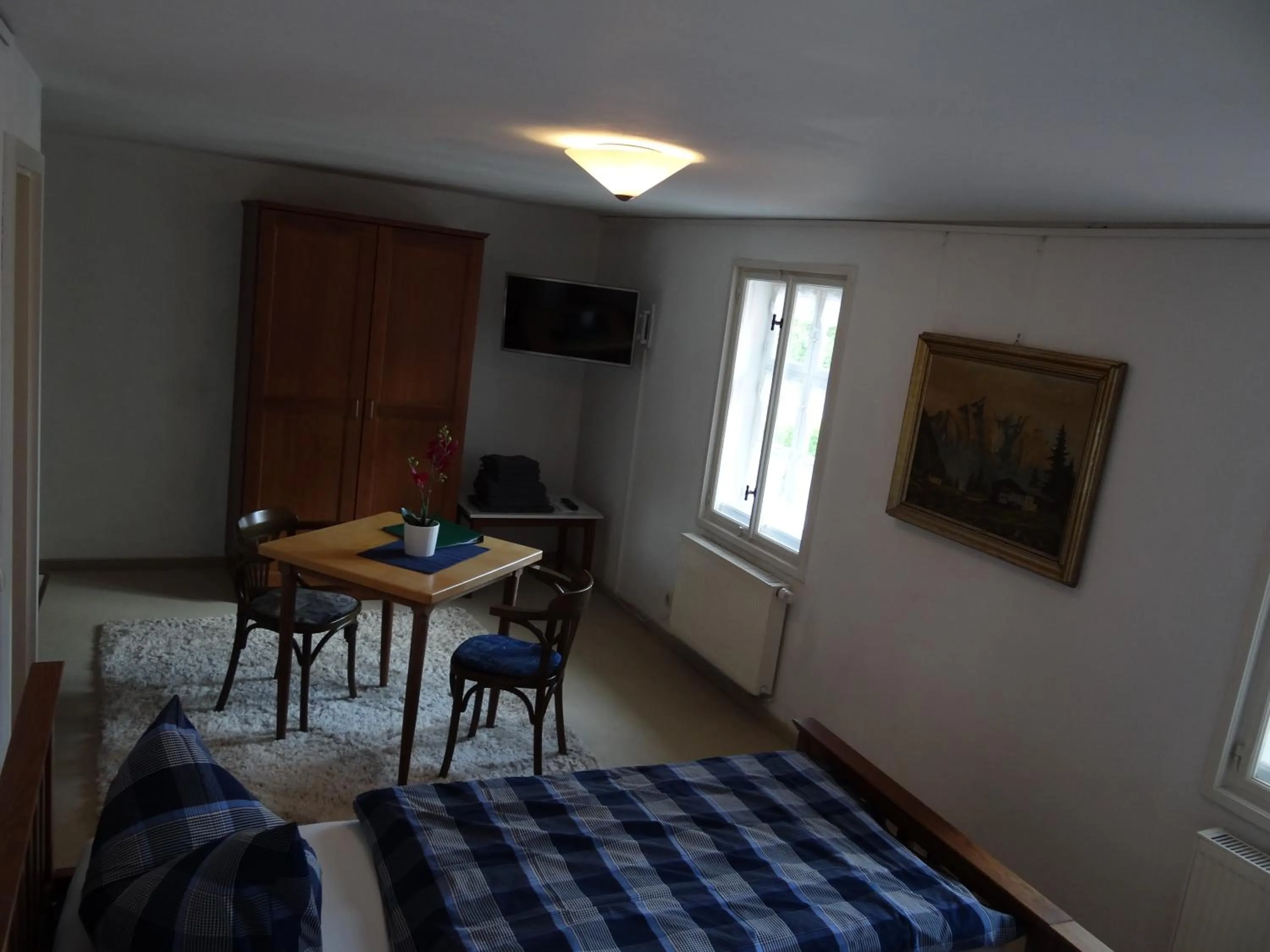 Photo of the whole room, Bed in Landgasthaus zum Seysingshof