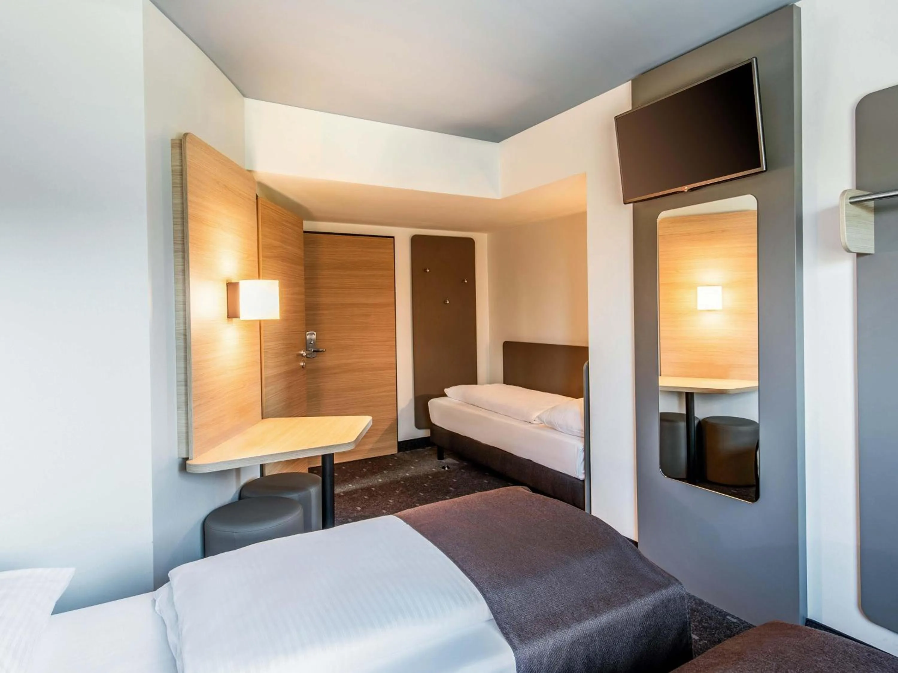 Photo of the whole room, Bed in B&B Hotel München City-West