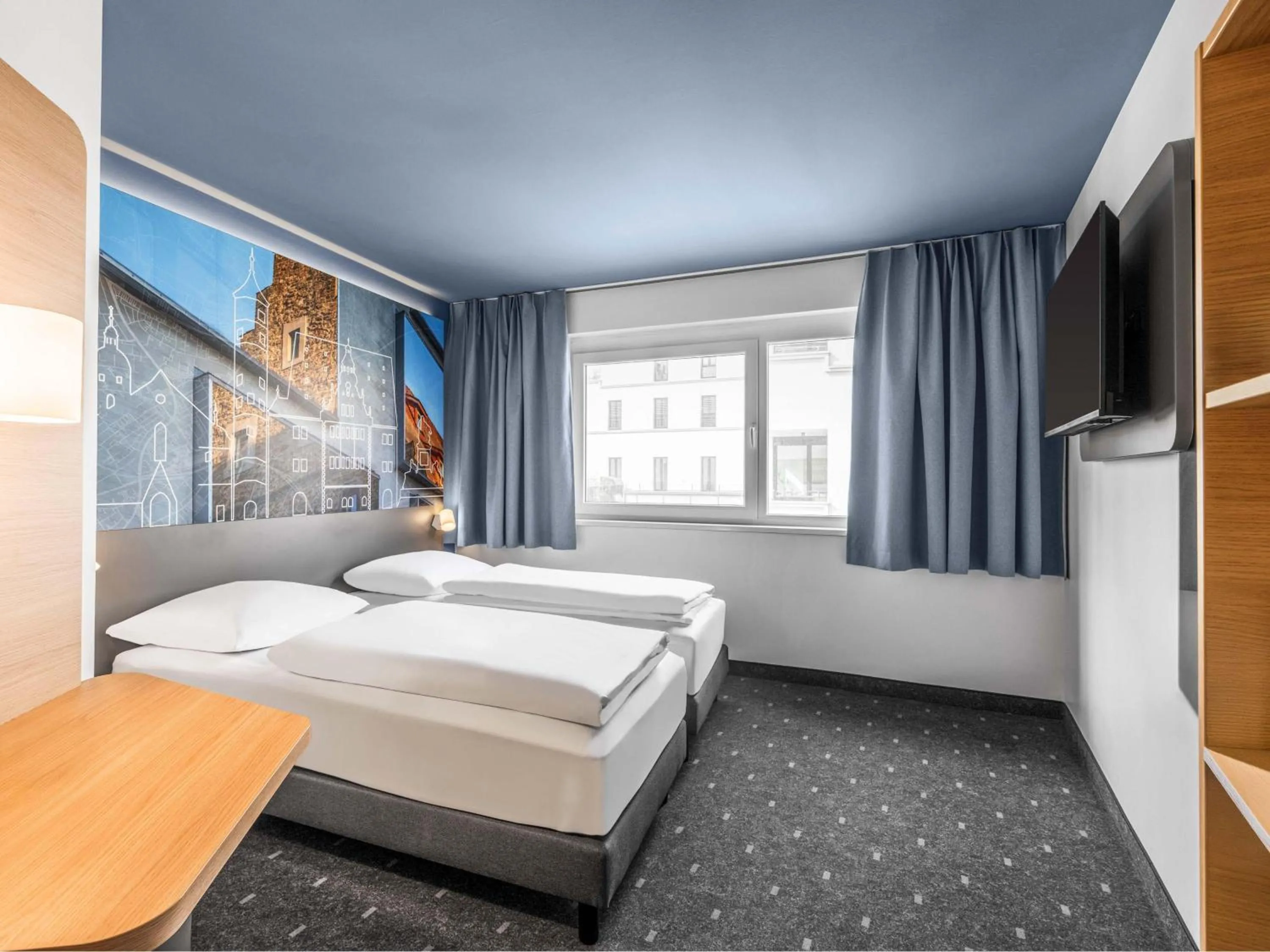 Photo of the whole room, Bed in B&B Hotel Schweinfurt-City