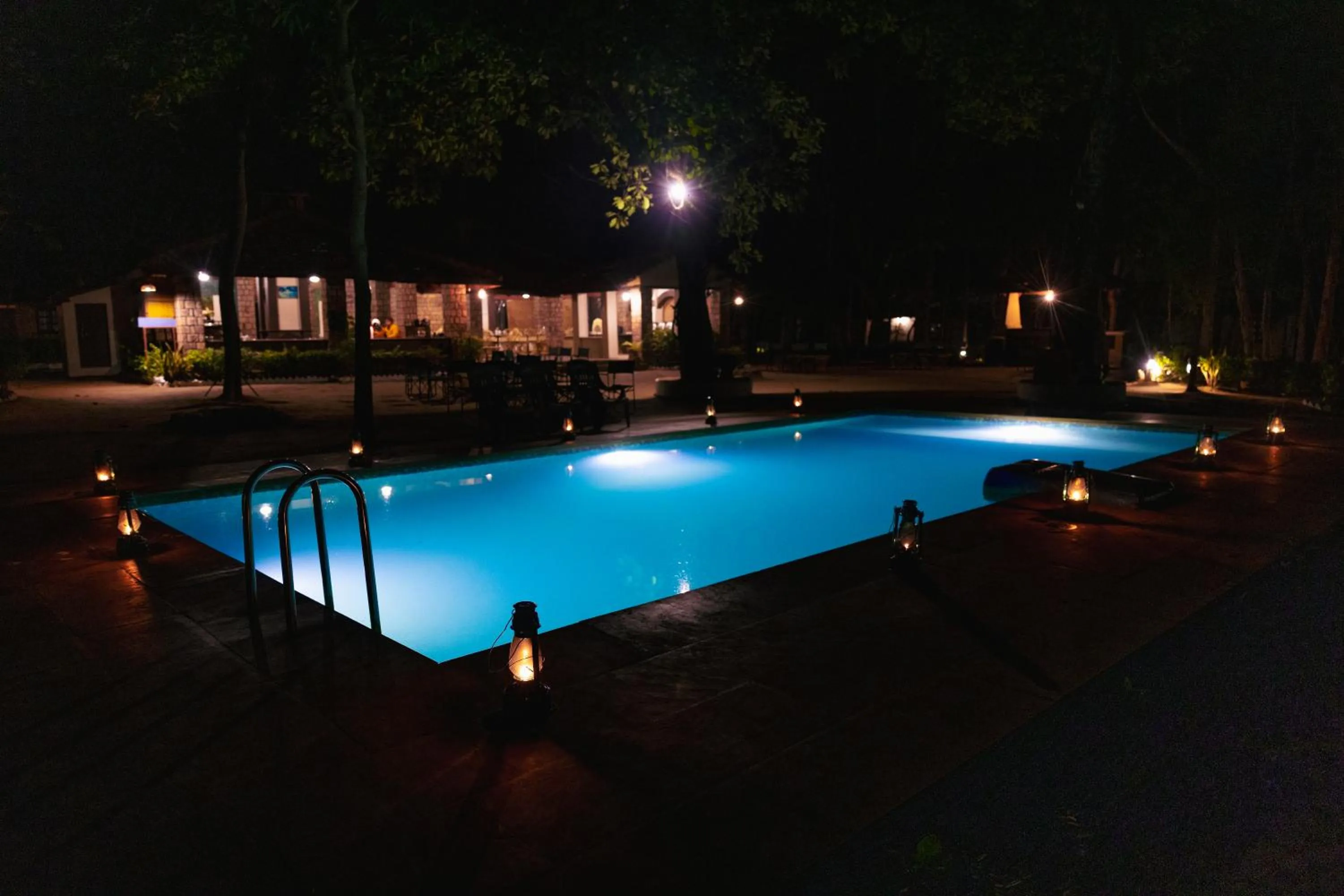 Night in Tiger Trails Resort