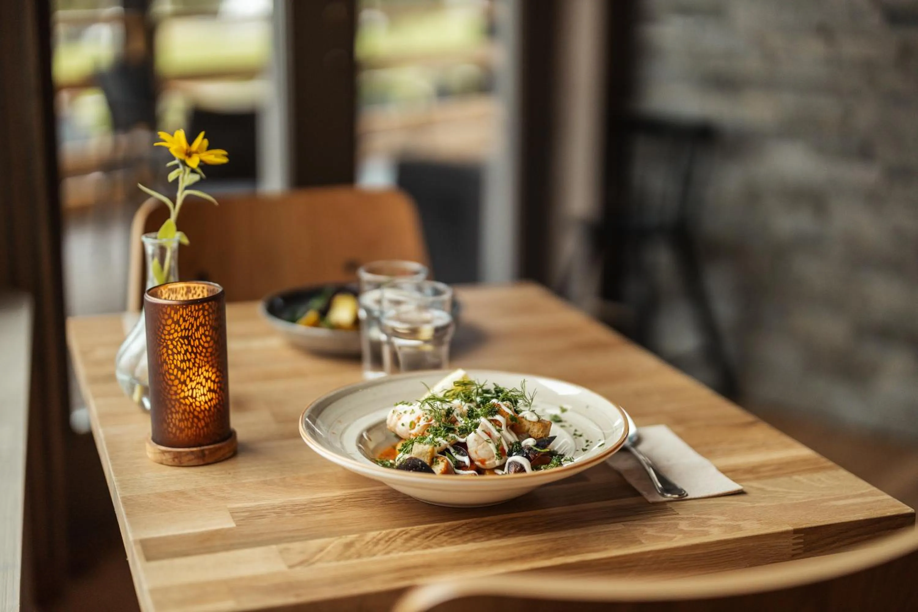 Restaurant/places to eat in Barken Lodge