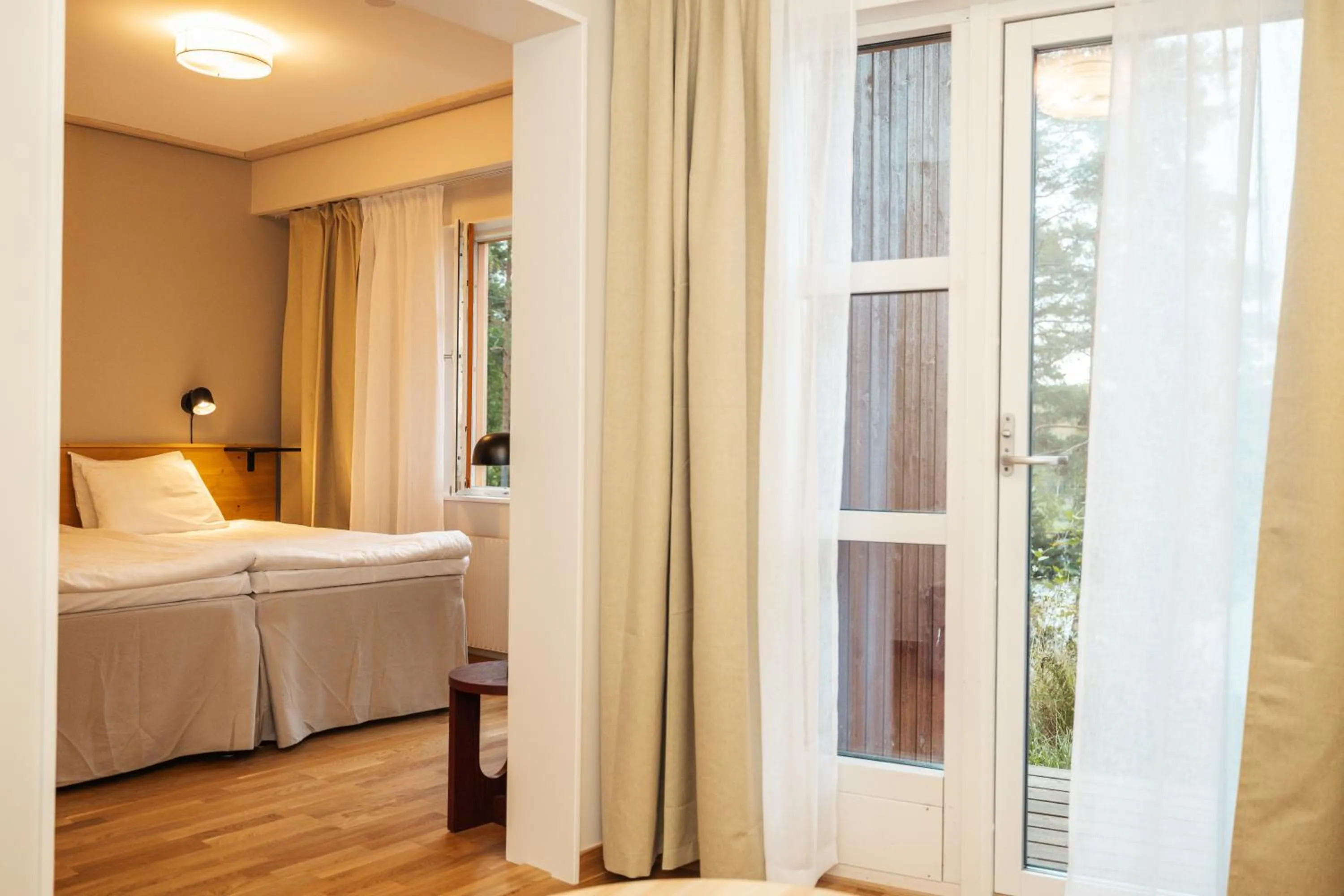 Photo of the whole room, Bed in Barken Lodge