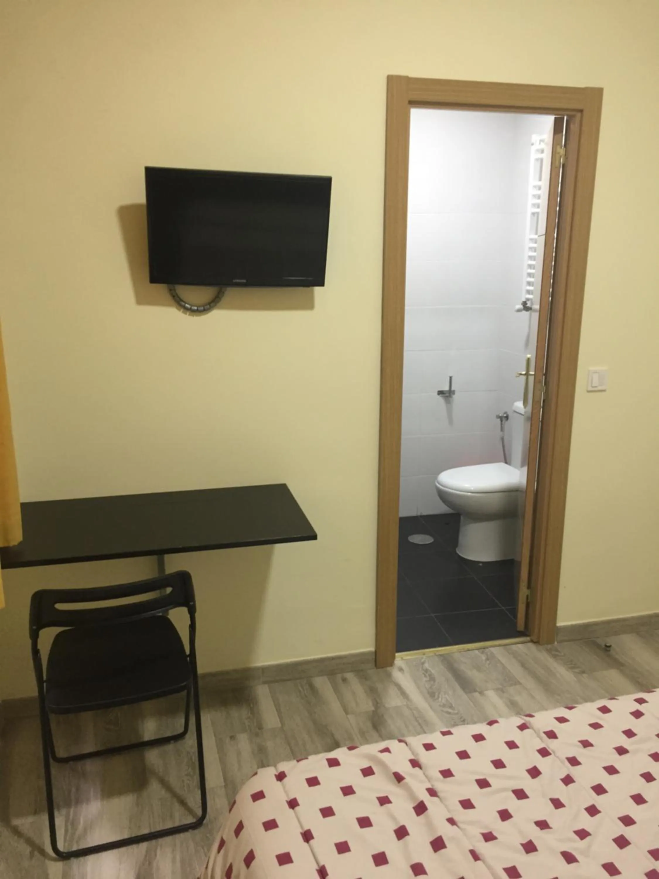 Bedroom, Bed in JQC Rooms