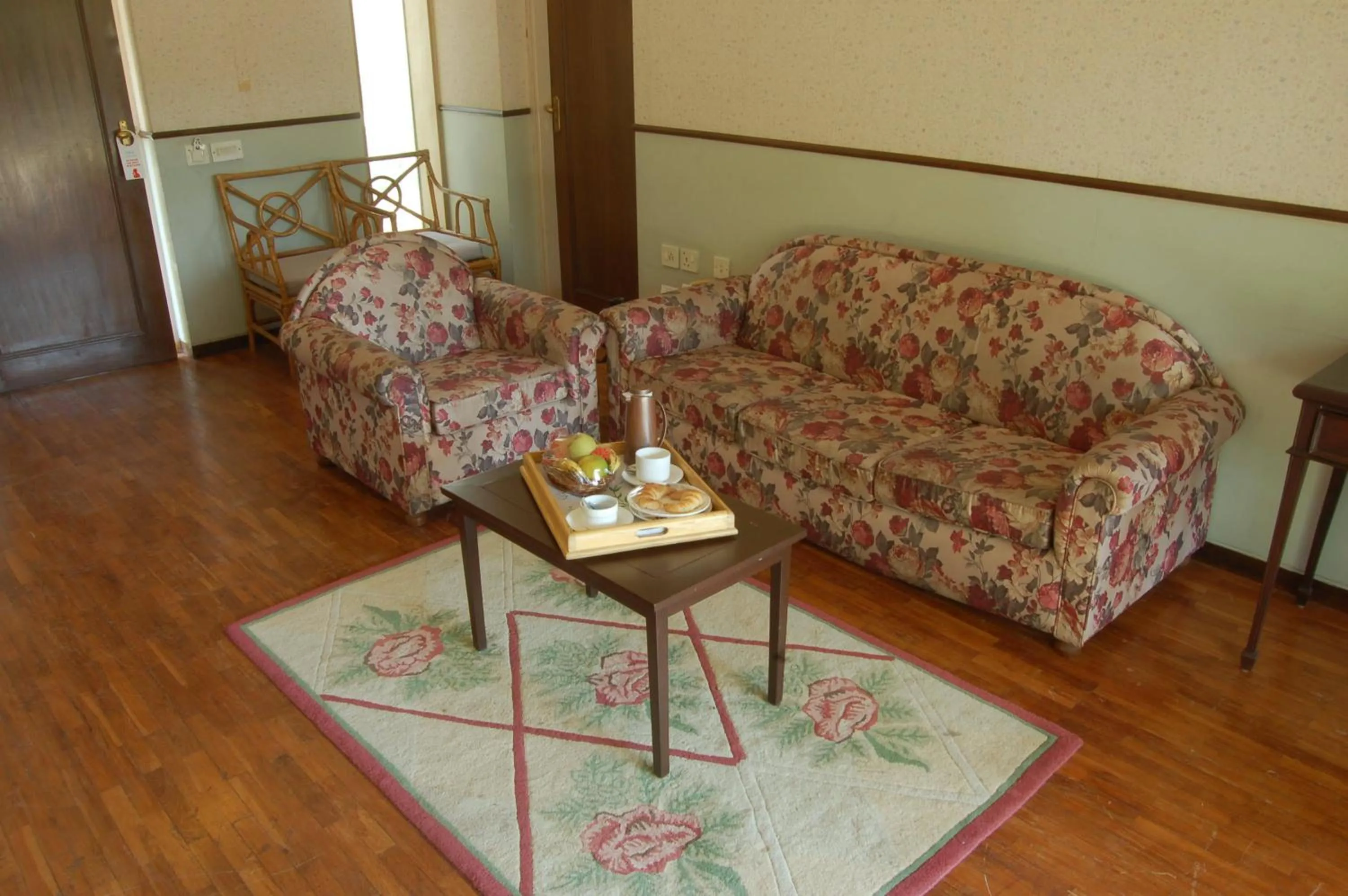 Living room in The Meadows Resort and Spa