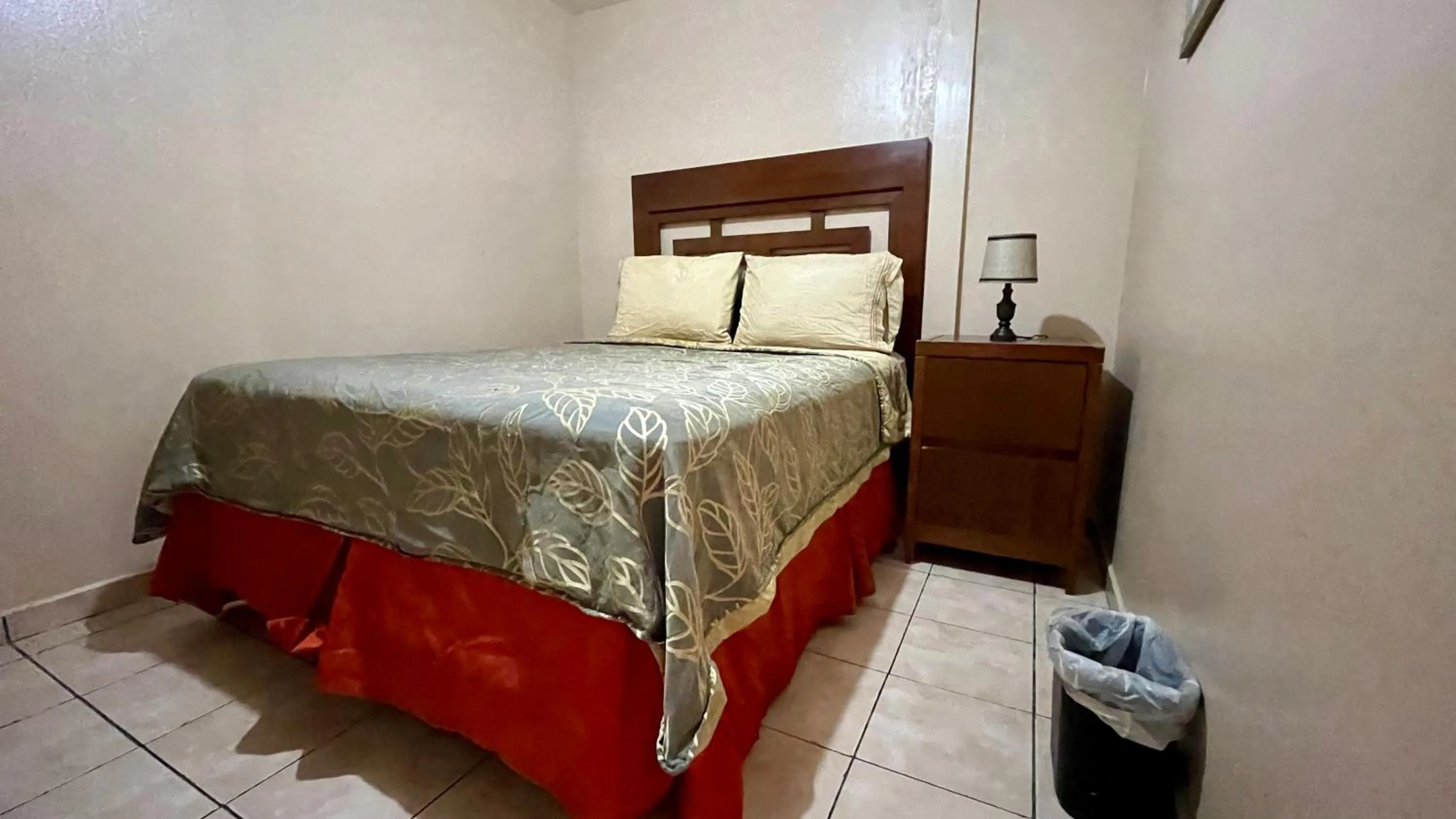 Bed in Del Bosque Tj Inn