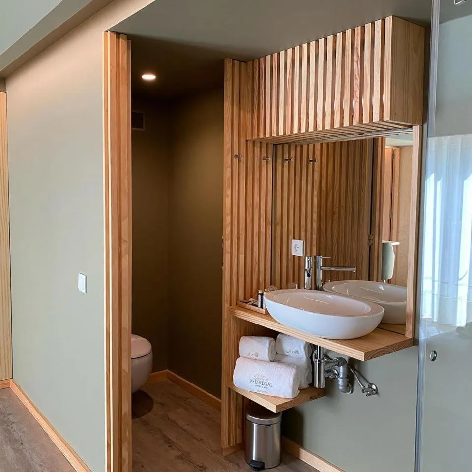 Bathroom in Quinta do Pedregal Hotel & Spa