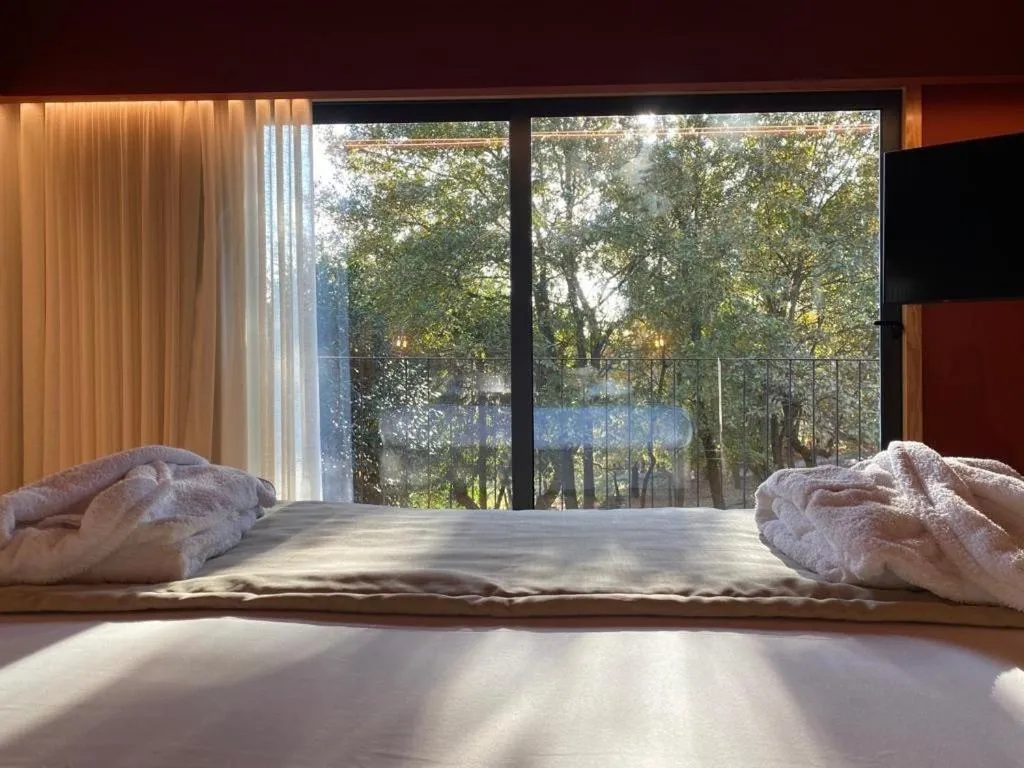 Bed in Quinta do Pedregal Hotel & Spa