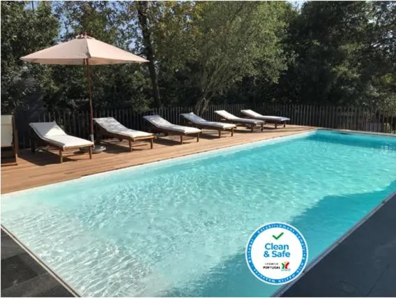 Swimming pool in Quinta do Pedregal Hotel & Spa