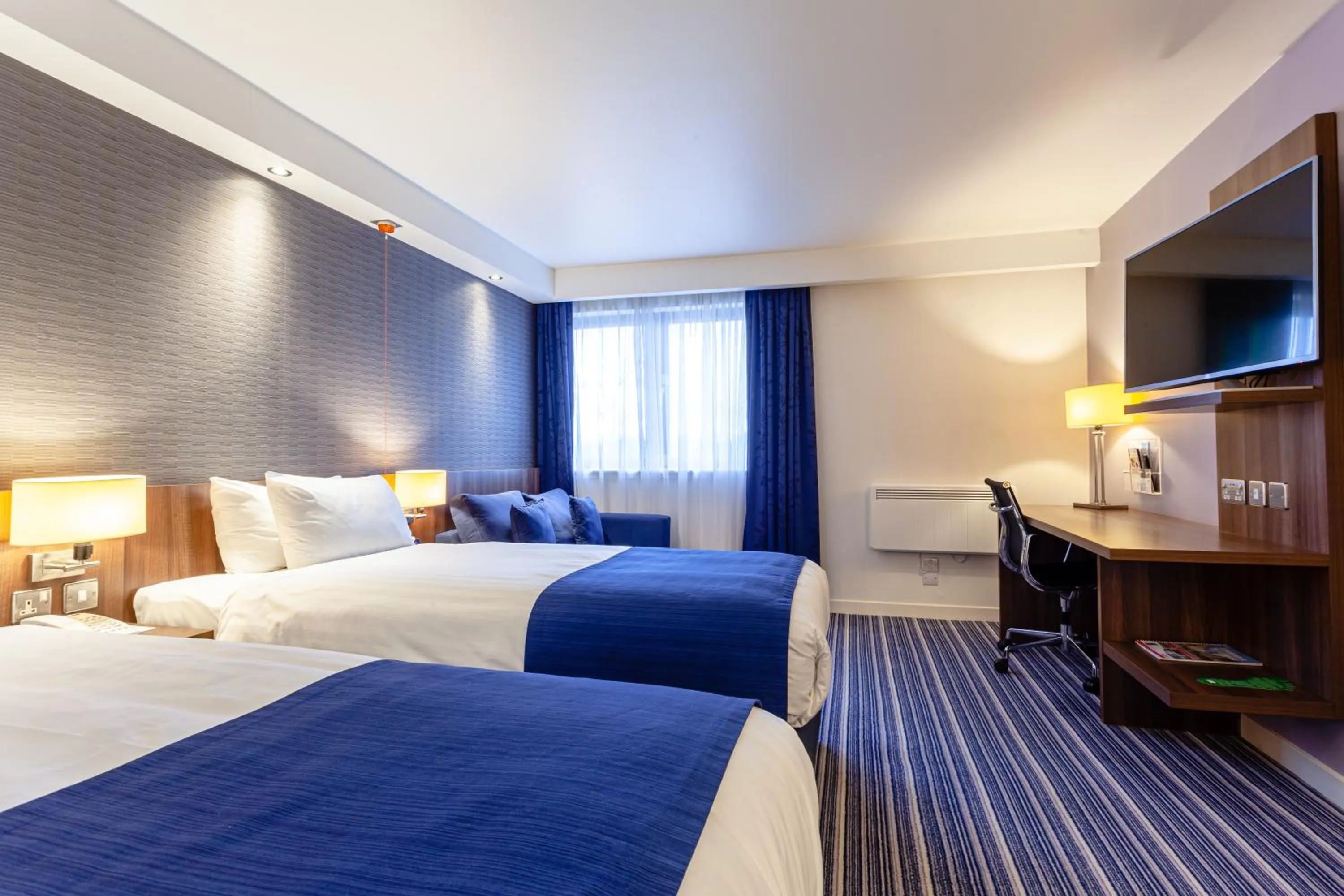 Bedroom, Bed in Holiday Inn Express Edinburgh Airport by IHG