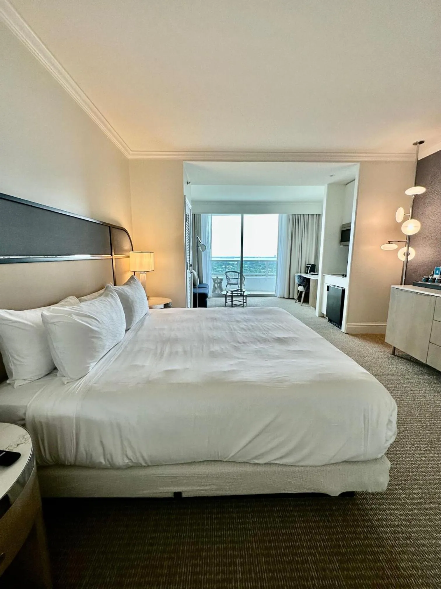 Bed in Fontainebleau Miami Beach,Tresor