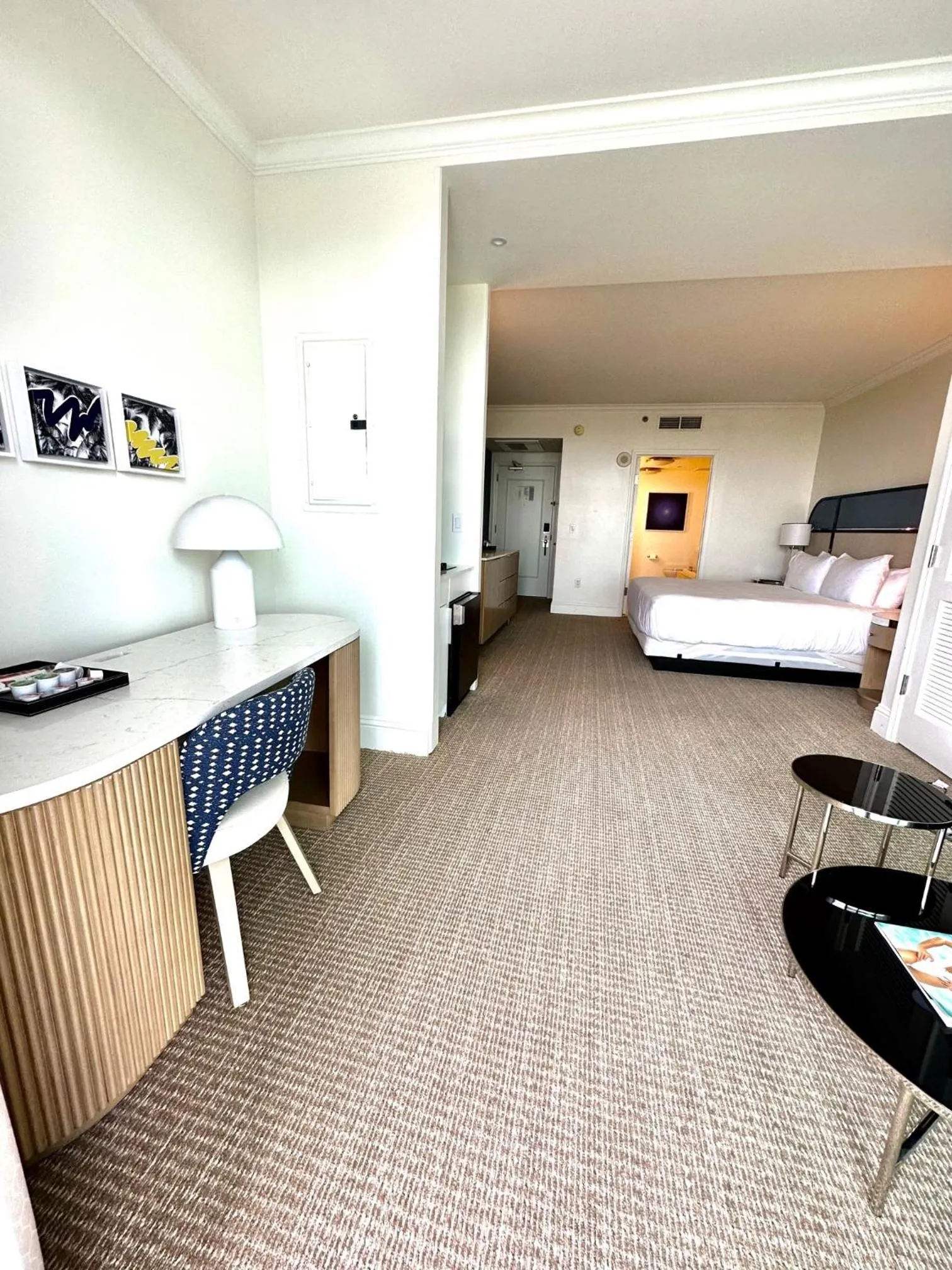 Bed in Fontainebleau Miami Beach,Tresor