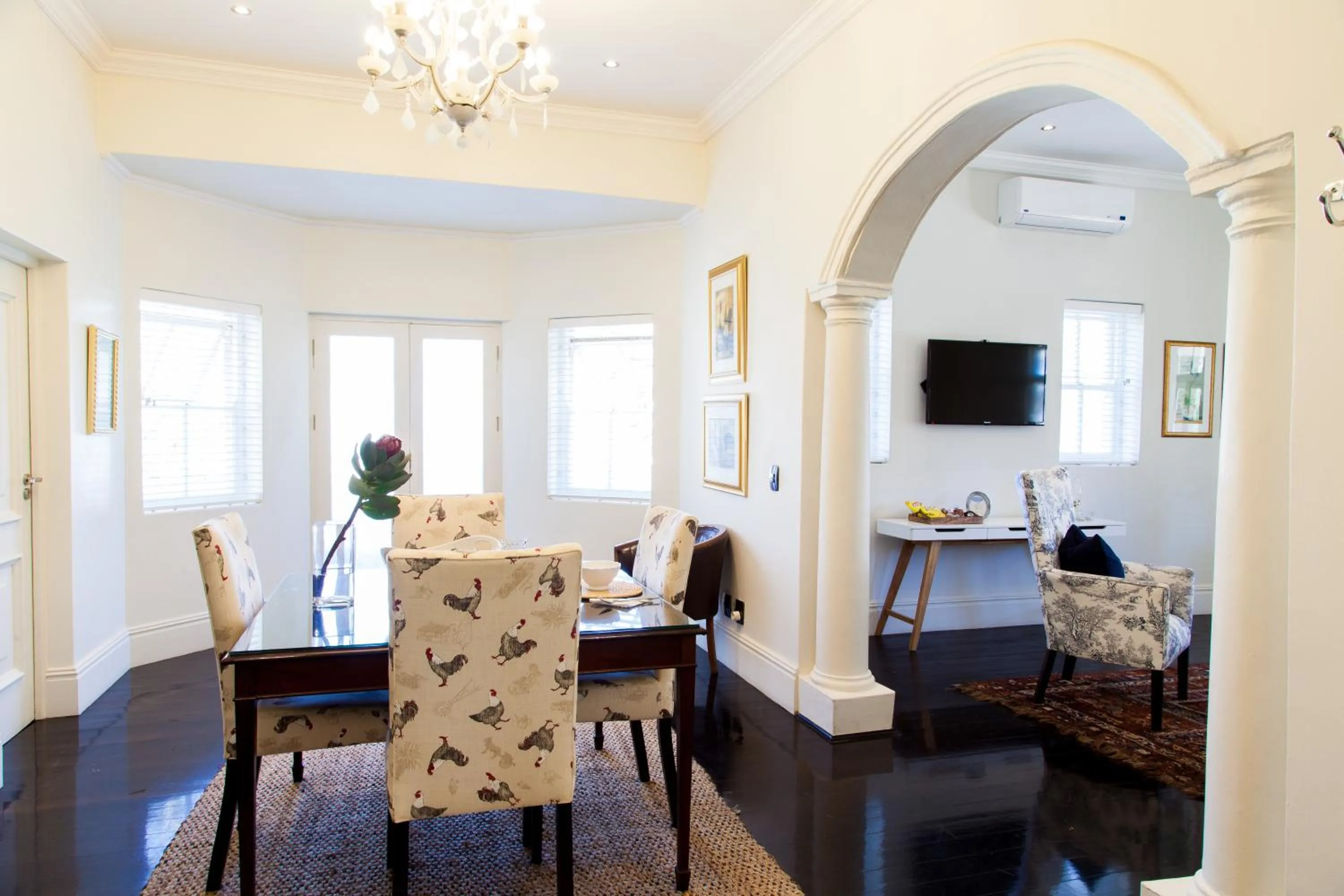 Dining area in Auberge Daniella