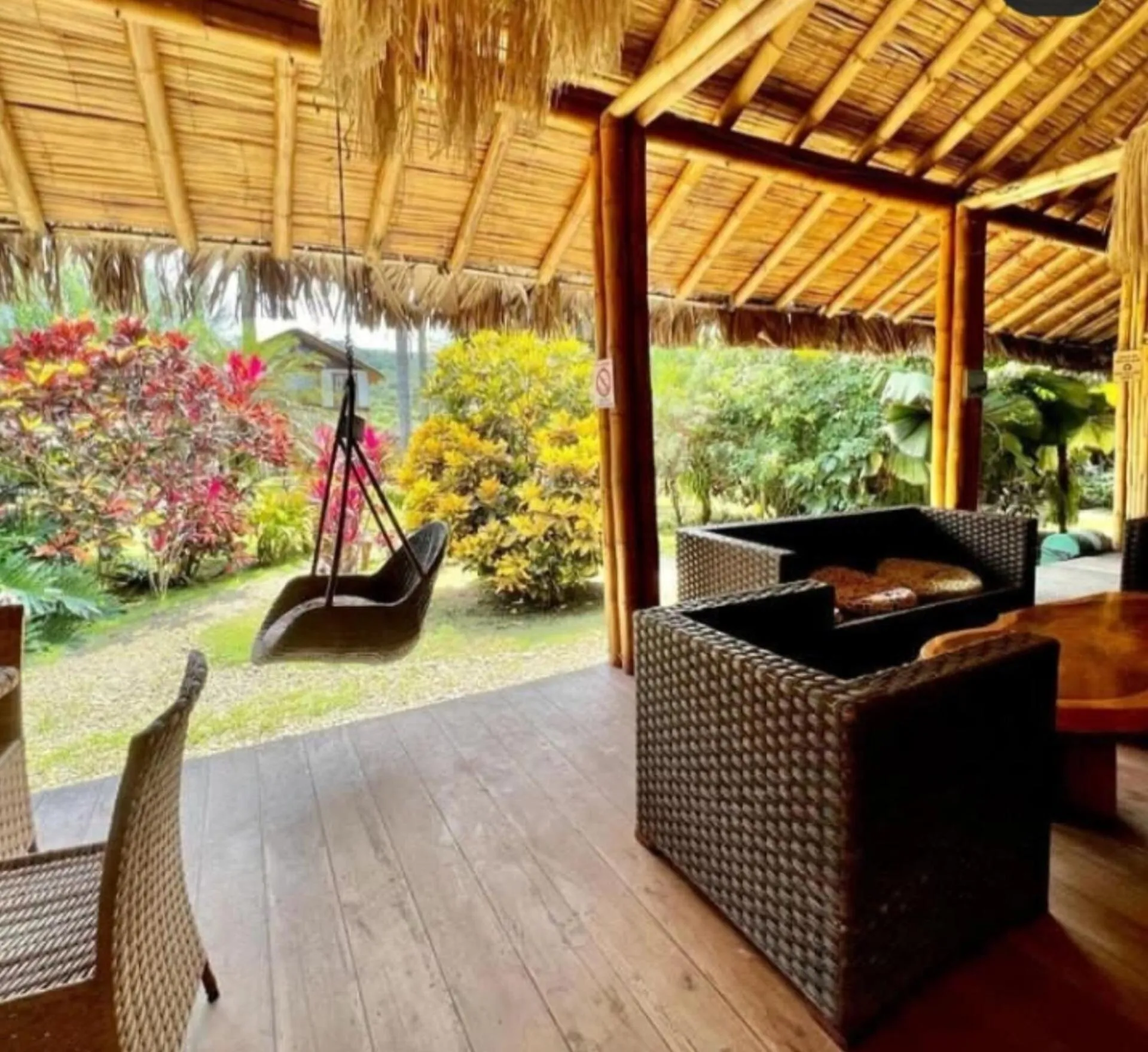 The Palms Montañita