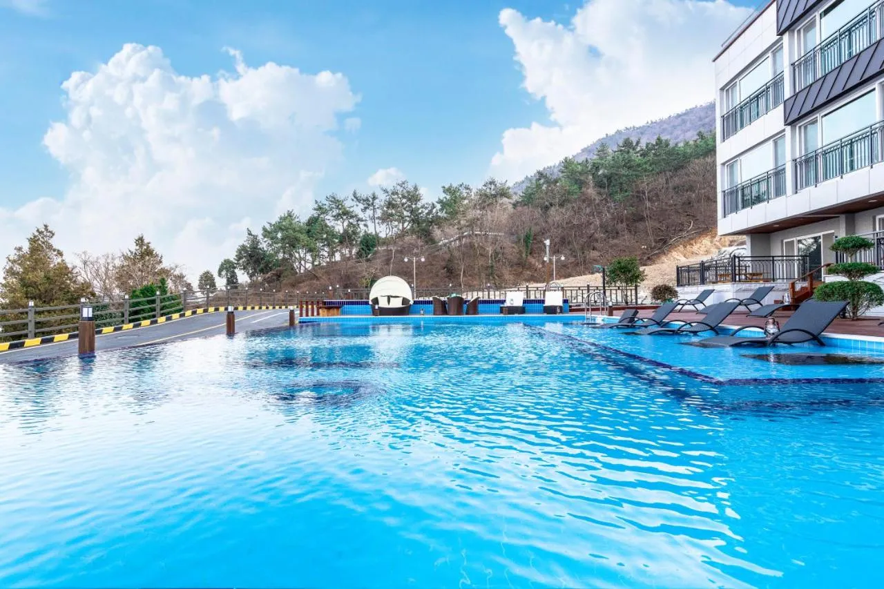 Aria Pension & Resort